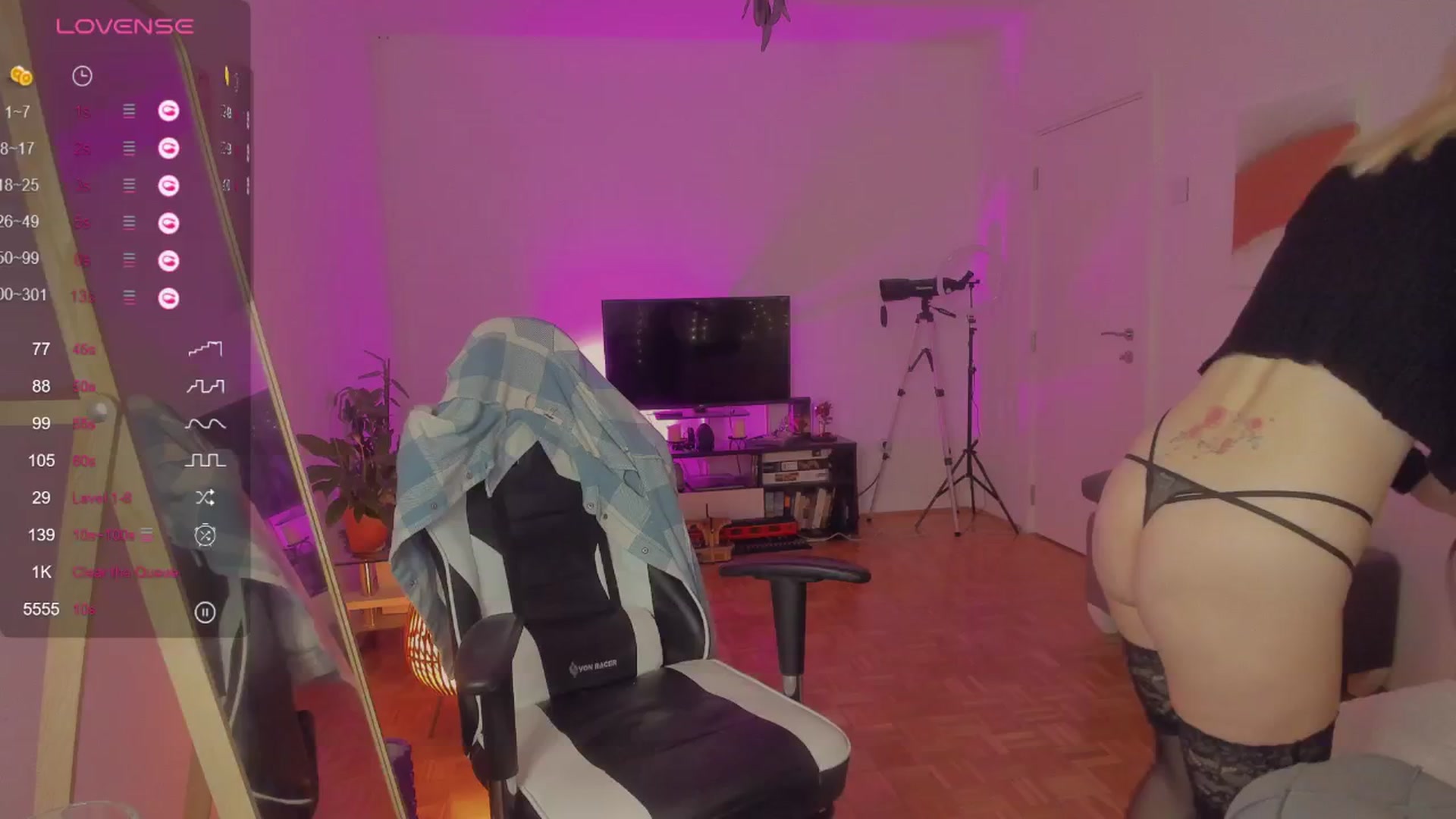Gallery image thumbnail from GingerVi's myfreecams stream on, 04/20/2024, 03:03 image 5 of 20