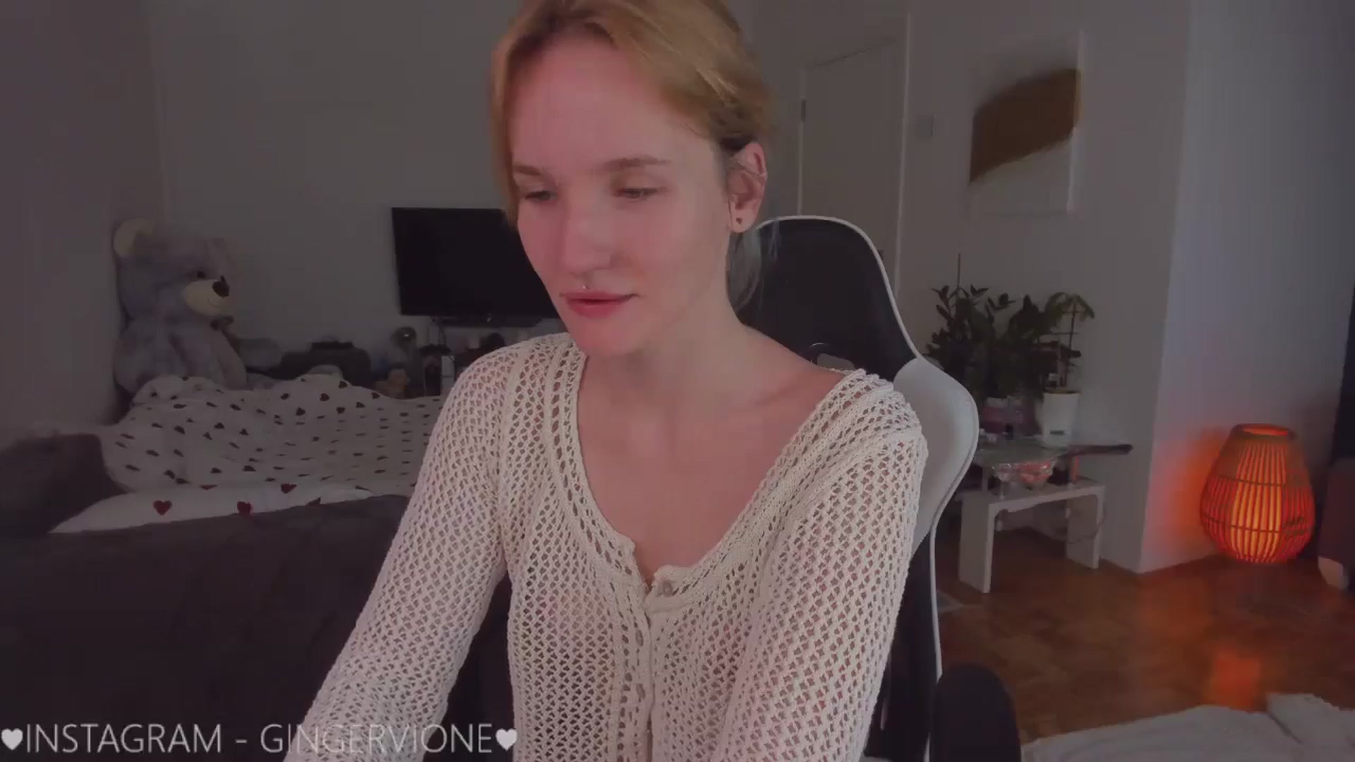 Gallery image thumbnail from GingerVi's myfreecams stream on, 06/21/2024, 05:09 image 5 of 20