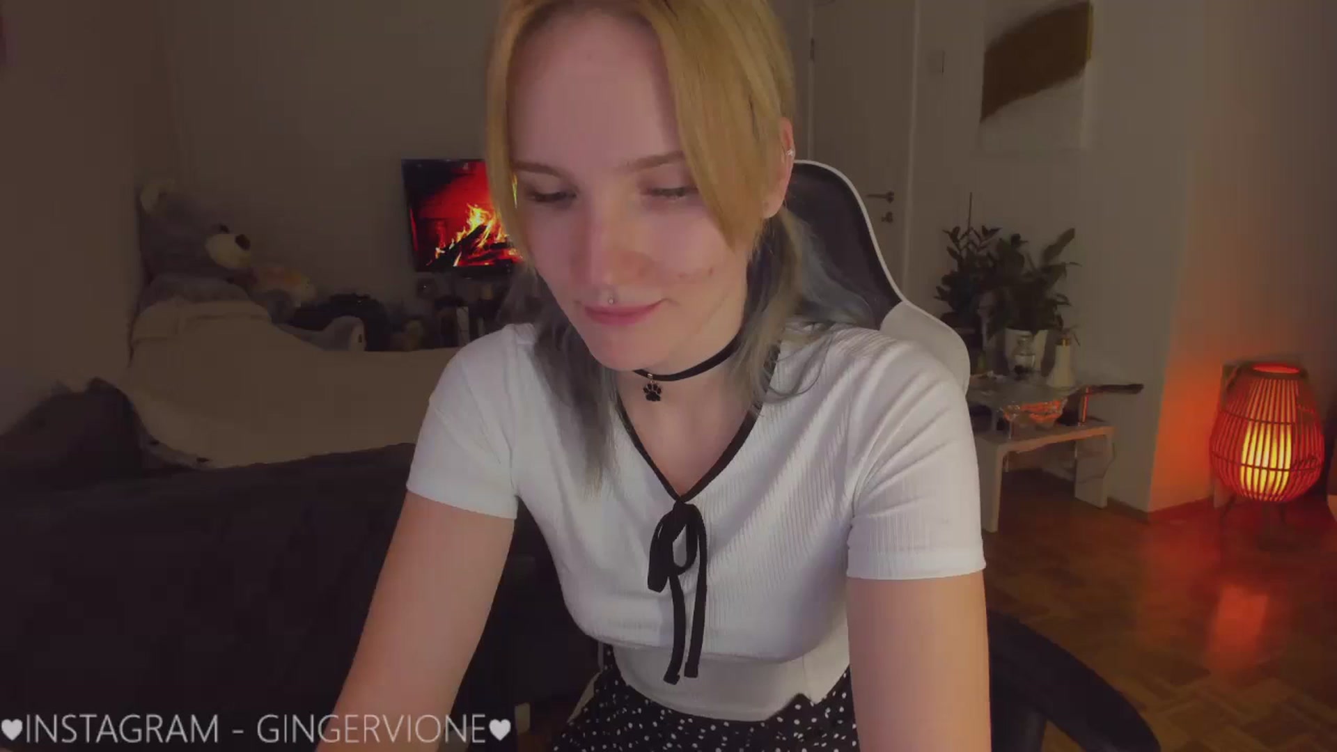 Gallery image thumbnail from GingerVi's myfreecams stream on, 06/22/2024, 05:10 image 6 of 20