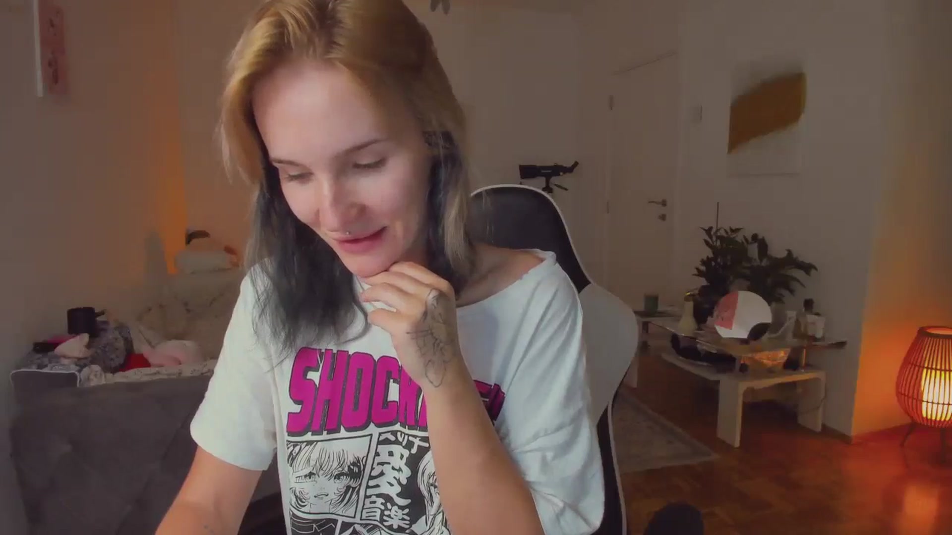 Gallery image thumbnail from GingerVi's myfreecams stream on, 07/04/2024, 04:24 image 5 of 20