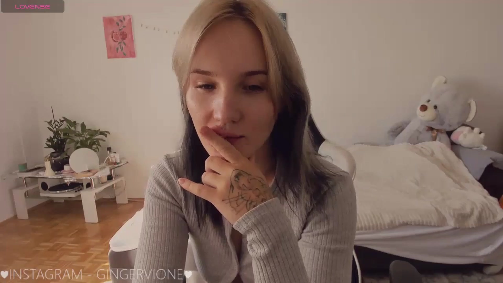 Gallery image thumbnail from GingerVi's myfreecams stream on, 07/06/2024, 15:47 image 6 of 20