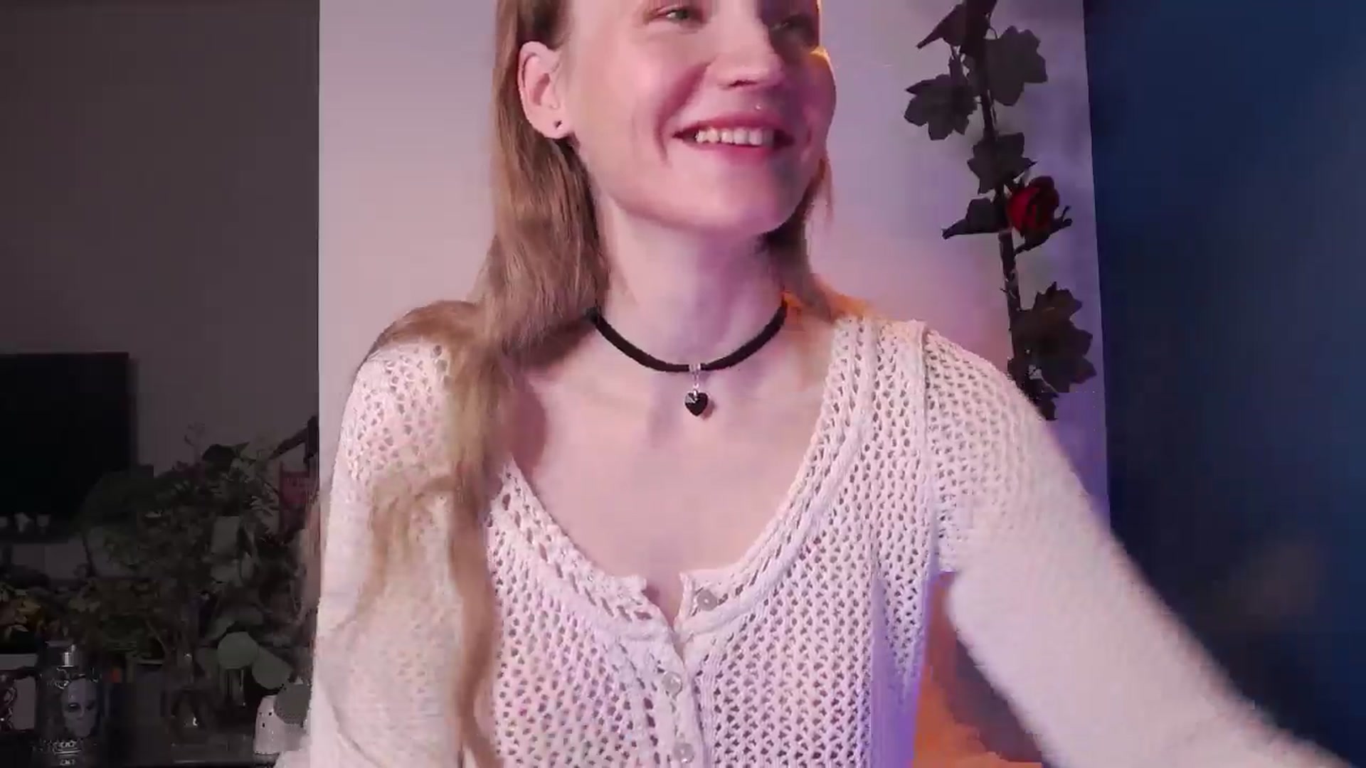 Gallery image thumbnail from GingerVi's myfreecams stream on, 10/18/2024, 24:52 image 20 of 20