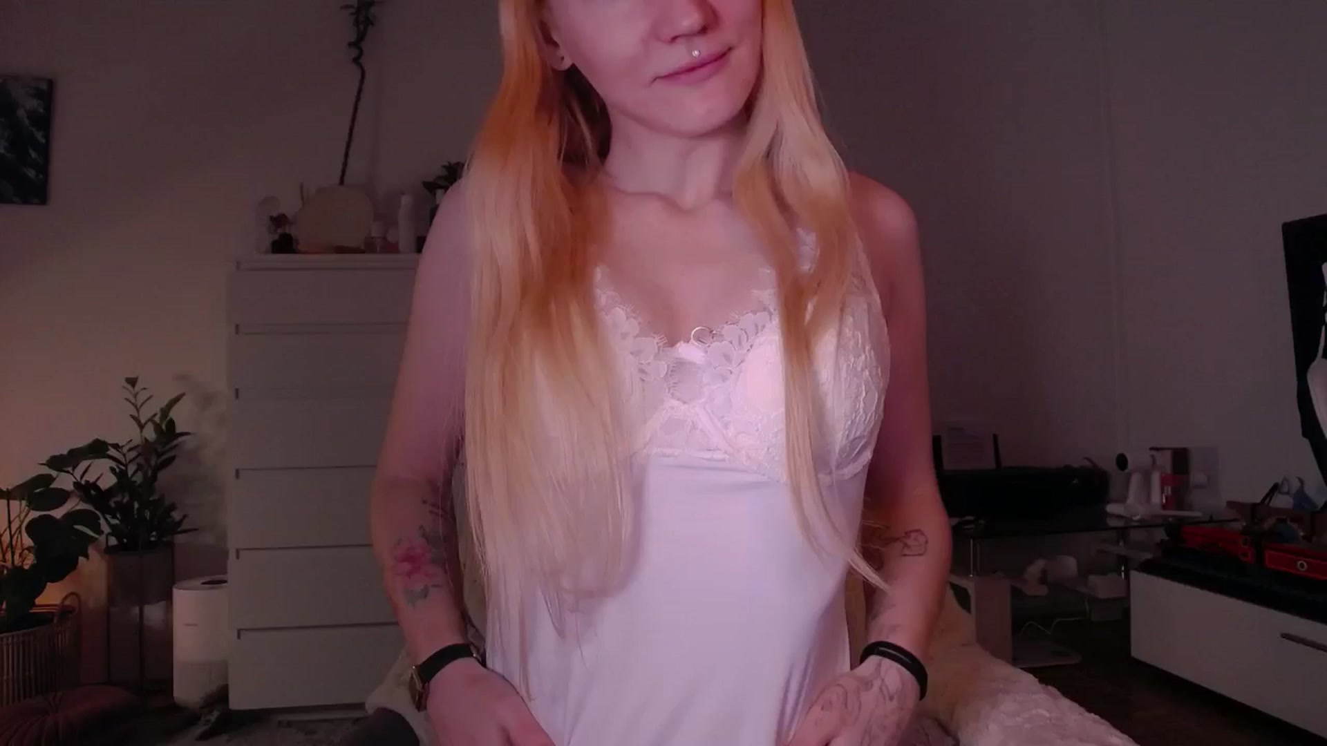 Gallery image thumbnail from GingerVi's myfreecams stream on, 01/31/2025, 05:16 image 6 of 20