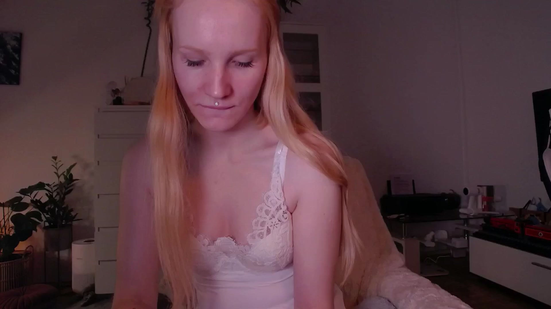 Gallery image thumbnail from GingerVi's myfreecams stream on, 01/31/2025, 05:16 image 4 of 20