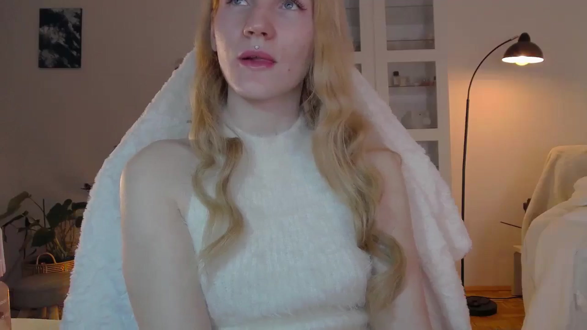 Gallery image thumbnail from GingerVi's myfreecams stream on, 02/25/2025, 24:33 image 20 of 20