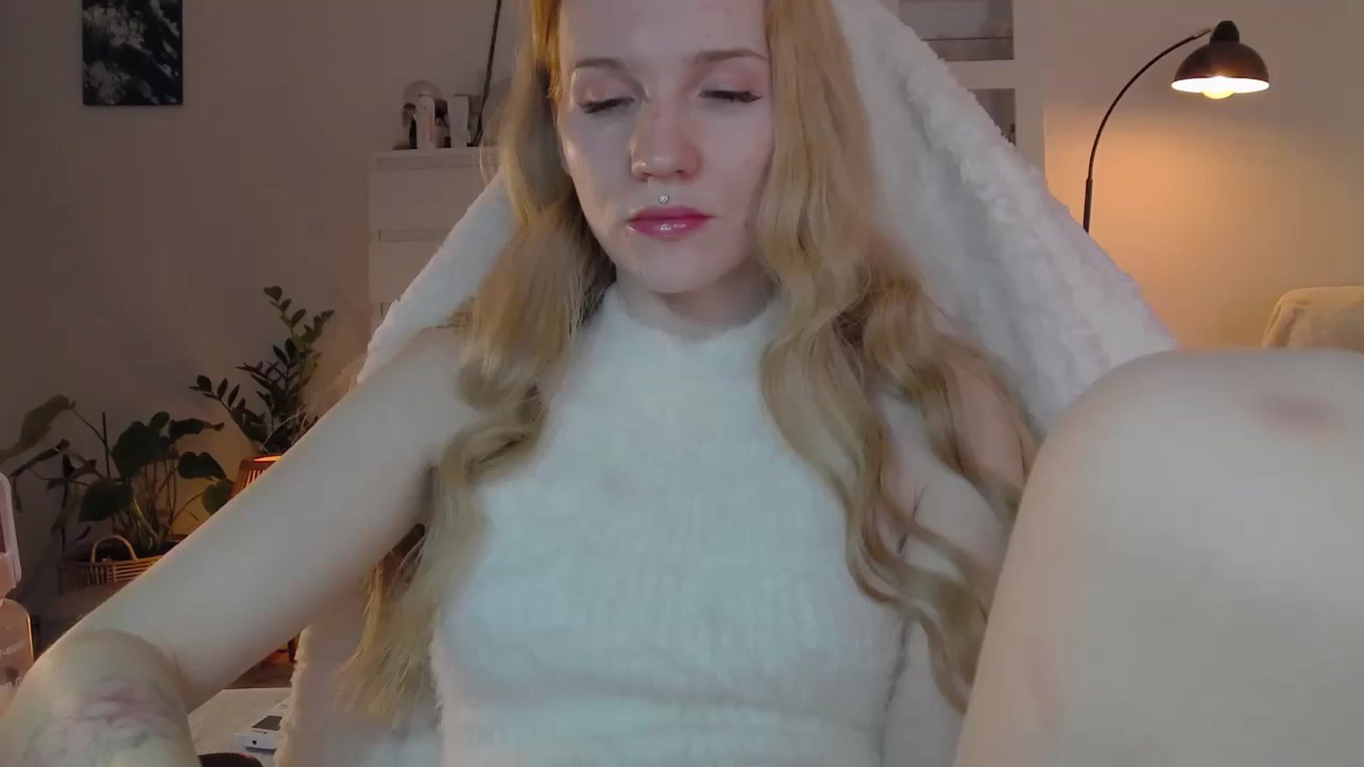 Gallery image thumbnail from GingerVi's myfreecams stream on, 02/25/2025, 24:33 image 4 of 20