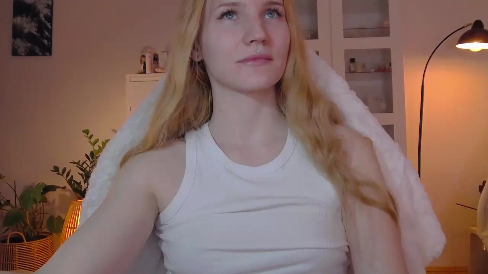 Gallery image thumbnail from GingerVi's myfreecams stream on, 02/25/2025, 22:31 image 13 of 20