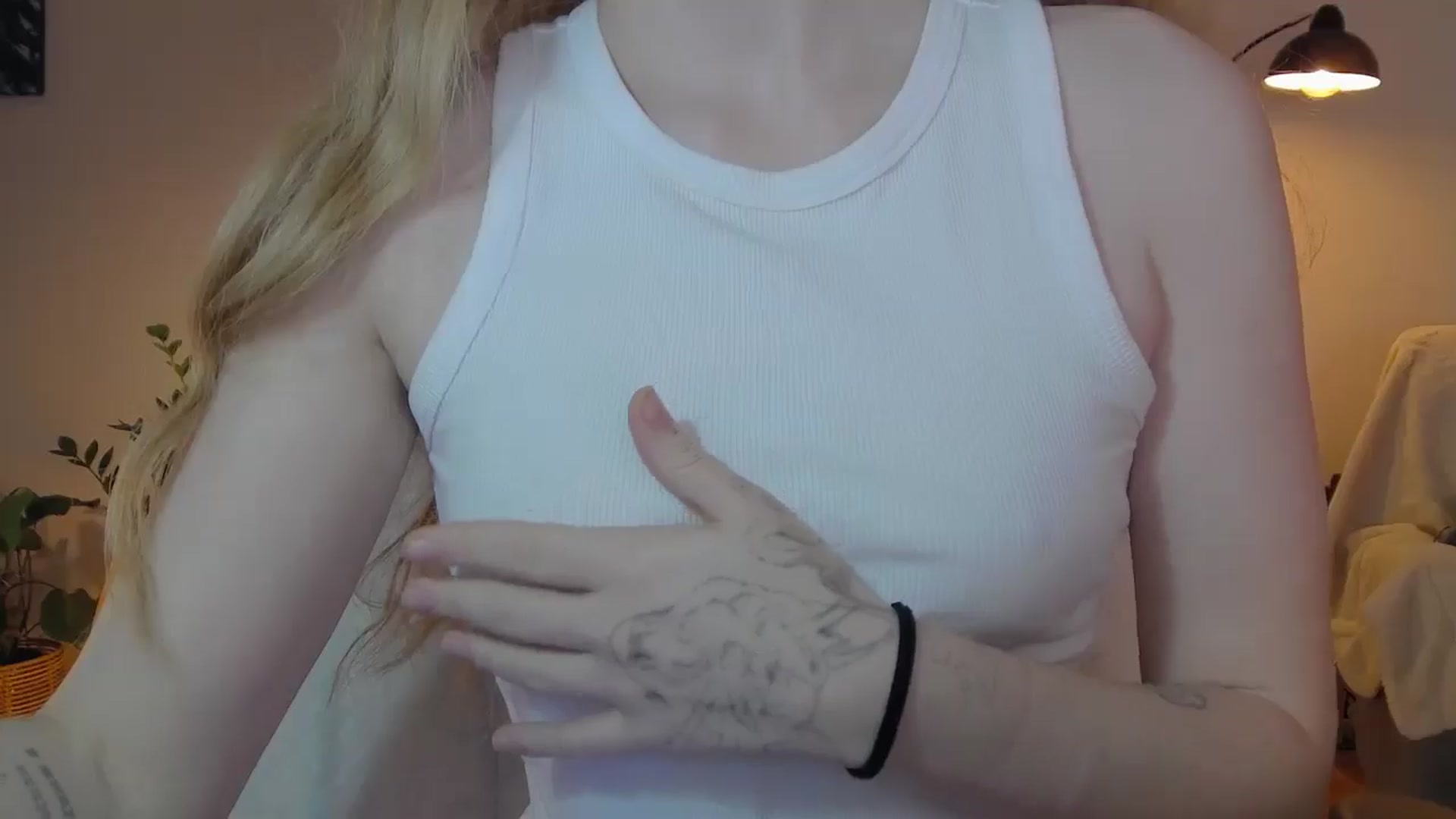 Gallery image thumbnail from GingerVi's myfreecams stream on, 02/25/2025, 22:31 image 4 of 20