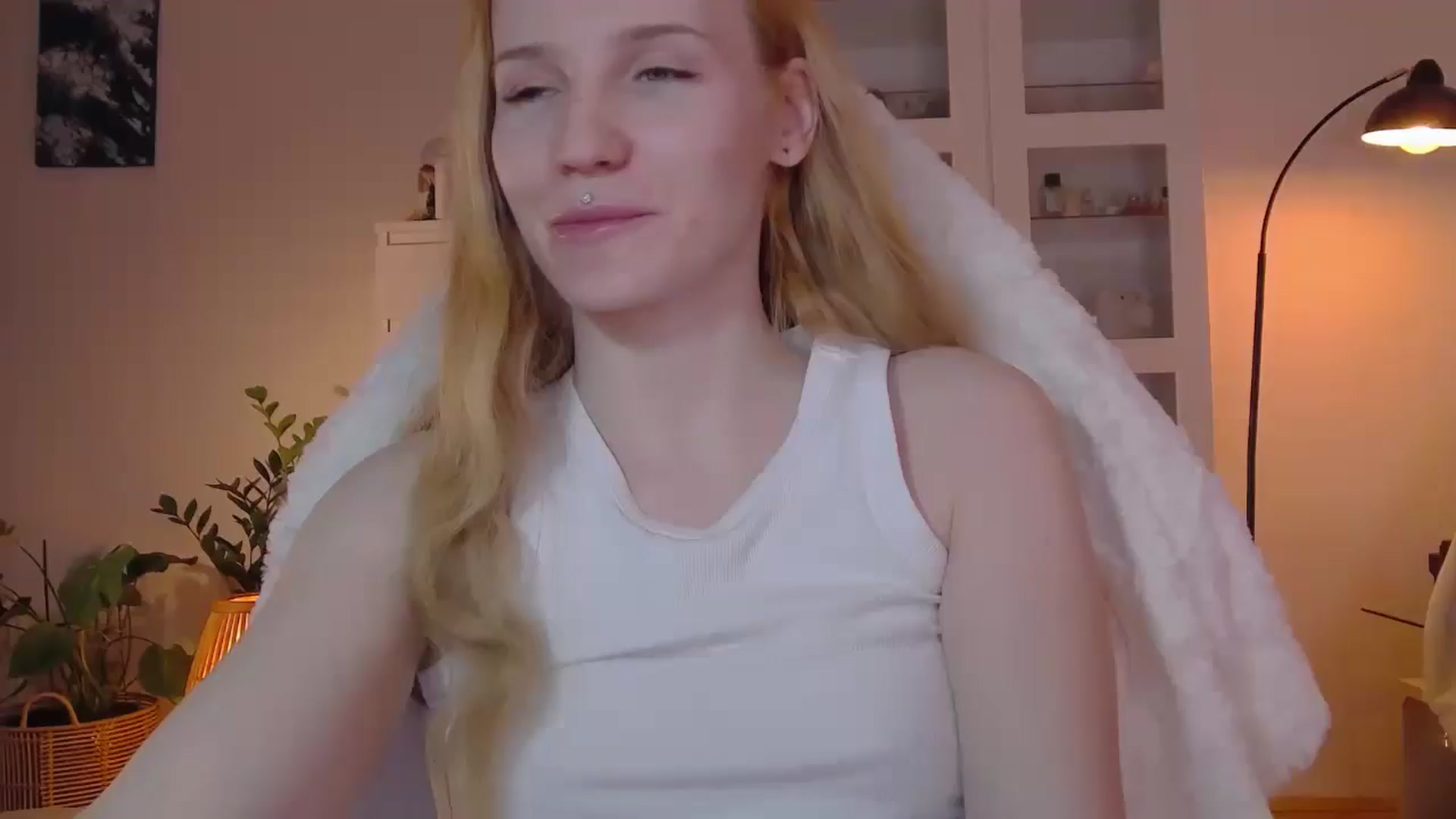 Gallery image thumbnail from GingerVi's myfreecams stream on, 02/25/2025, 22:31 image 19 of 20