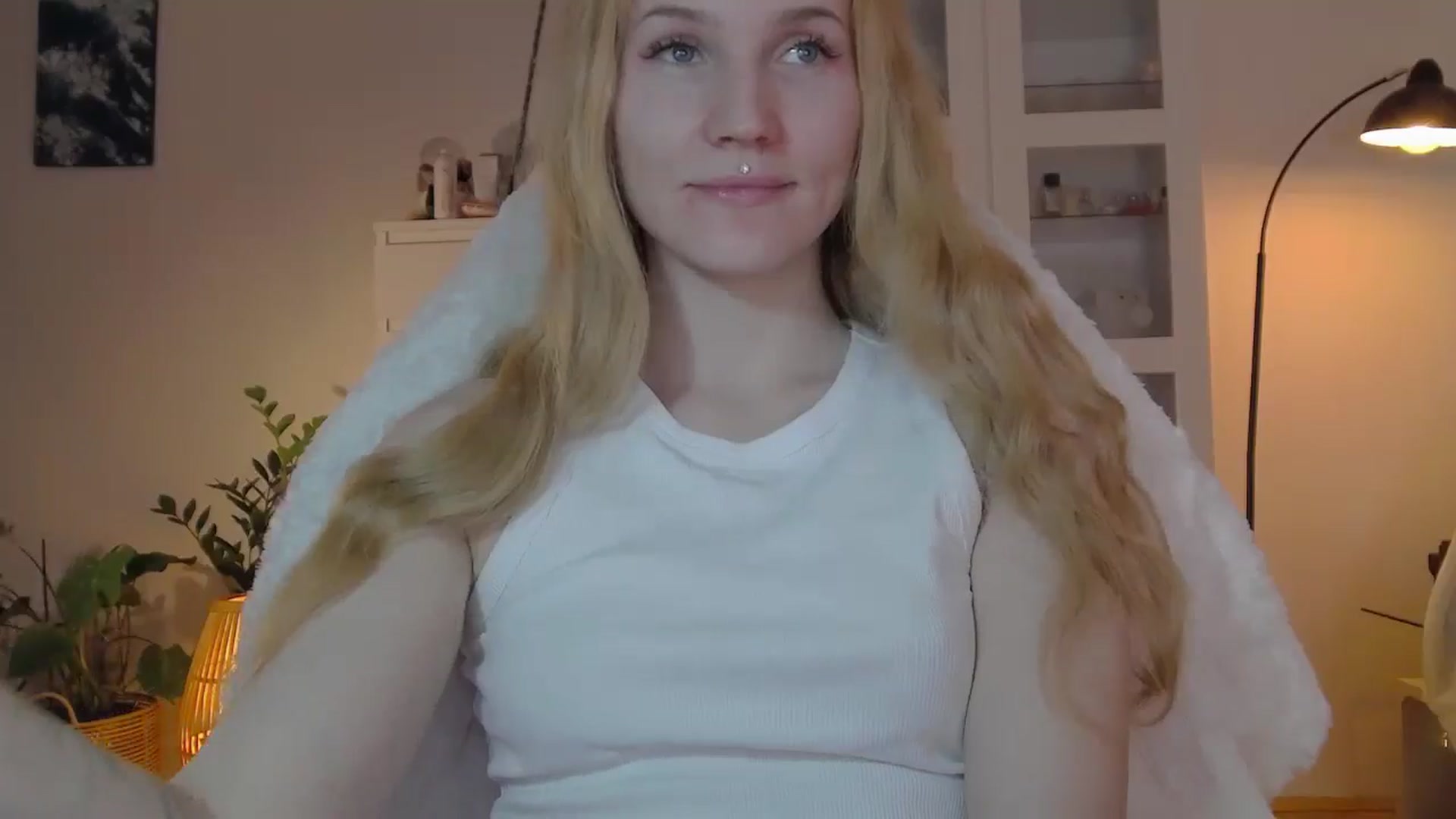Gallery image thumbnail from GingerVi's myfreecams stream on, 02/25/2025, 22:31 image 6 of 20