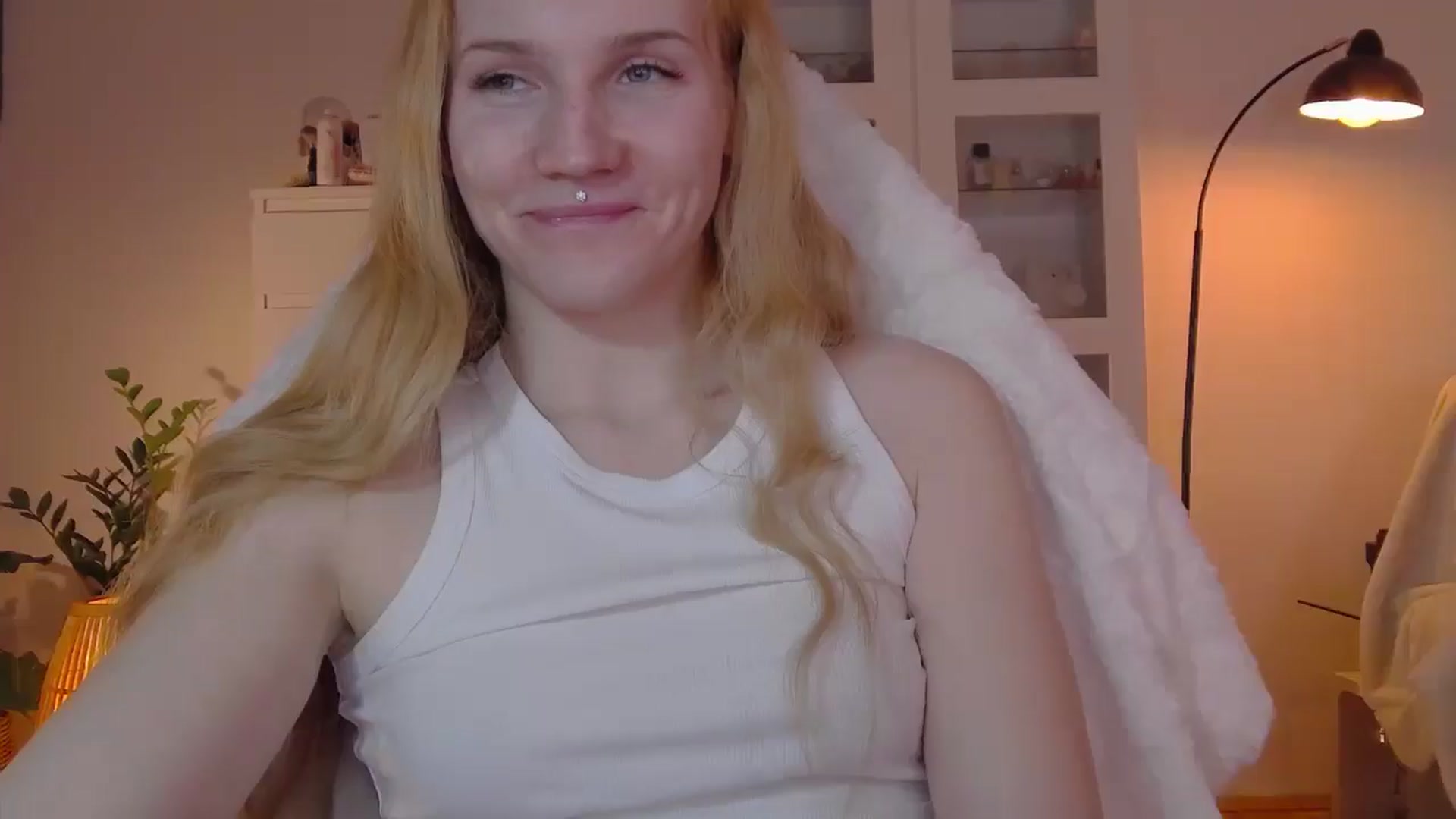 Gallery image thumbnail from GingerVi's myfreecams stream on, 02/25/2025, 23:24 image 2 of 20