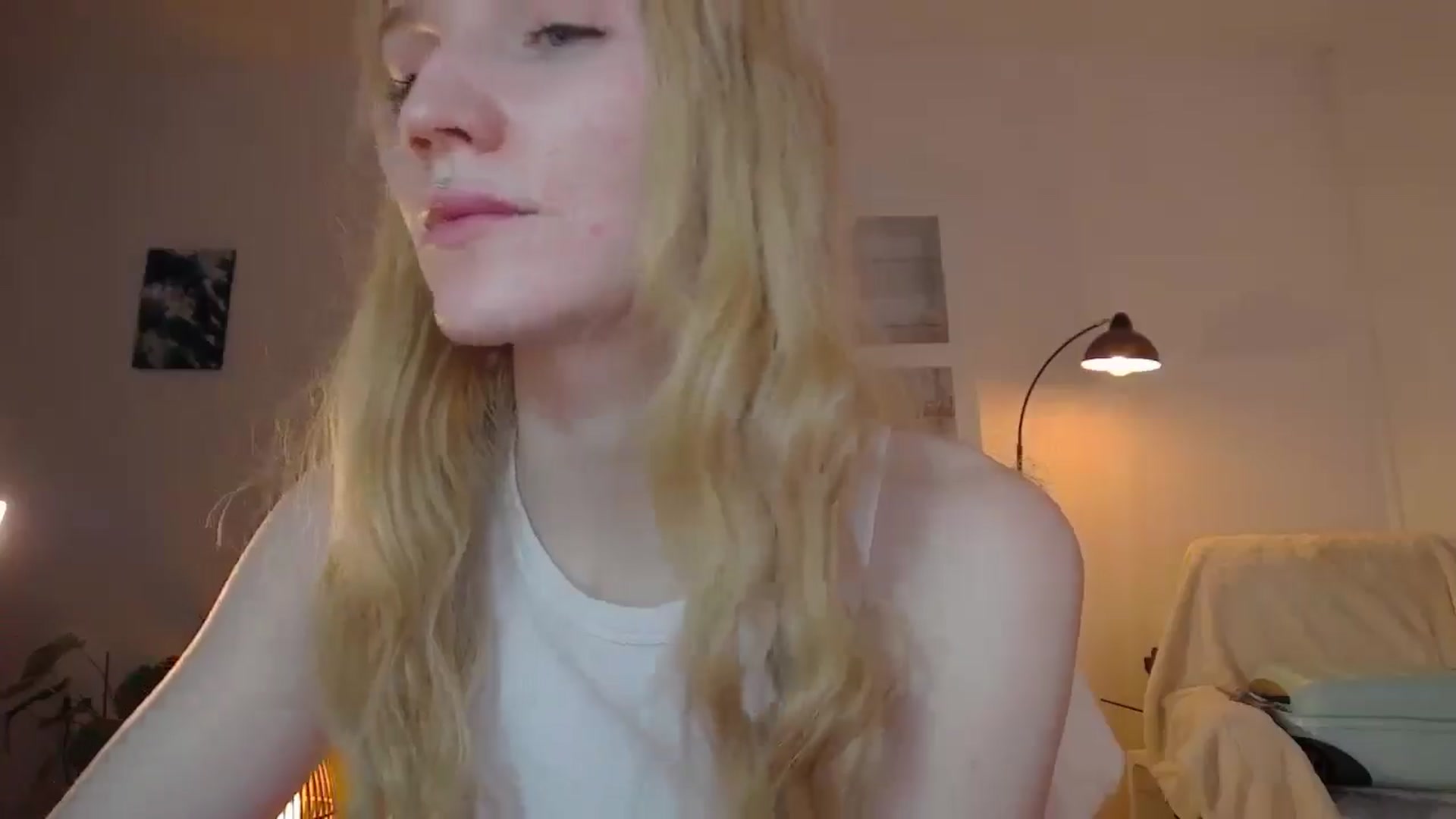 Gallery image thumbnail from GingerVi's myfreecams stream on, 02/26/2025, 04:02 image 3 of 20
