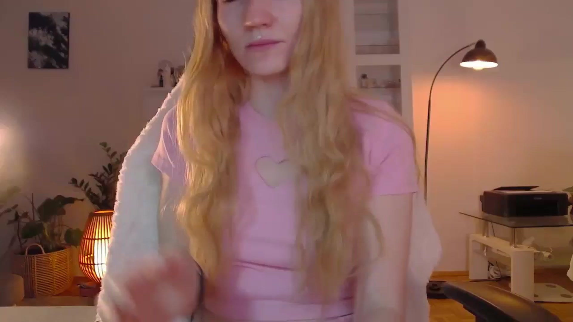 Gallery image thumbnail from GingerVi's myfreecams stream on, 02/27/2025, 02:38 image 1 of 20