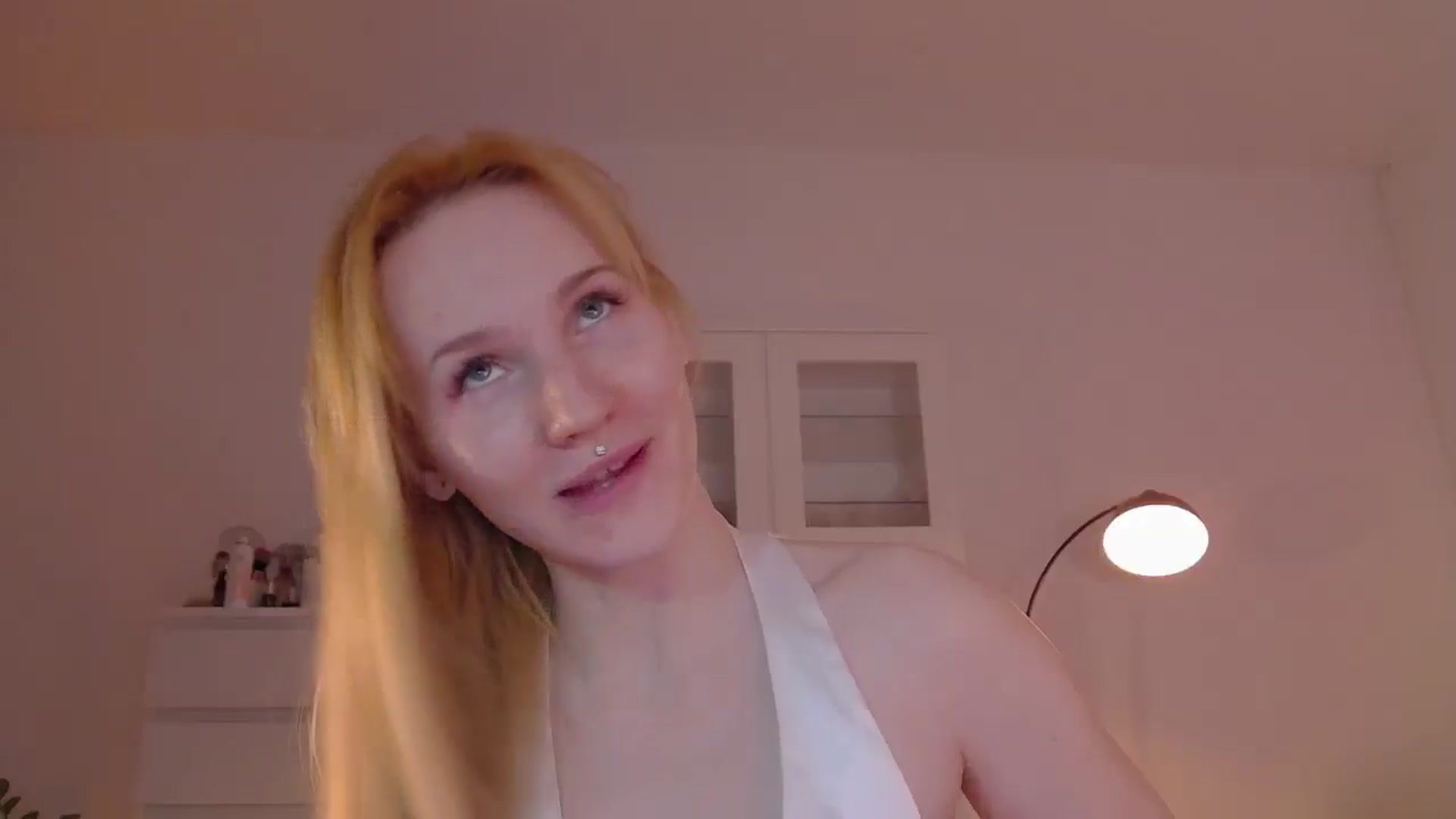 Gallery image thumbnail from GingerVi's myfreecams stream on, 02/28/2025, 03:22 image 20 of 20