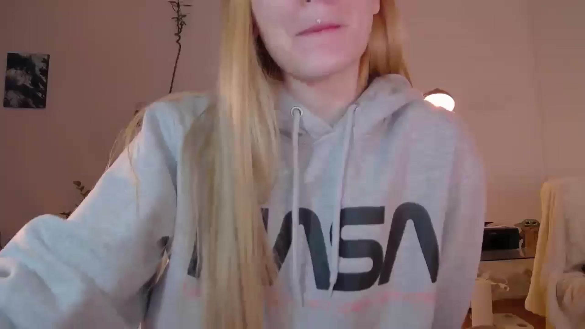 Gallery image thumbnail from GingerVi's myfreecams stream on, 02/28/2025, 03:22 image 3 of 20