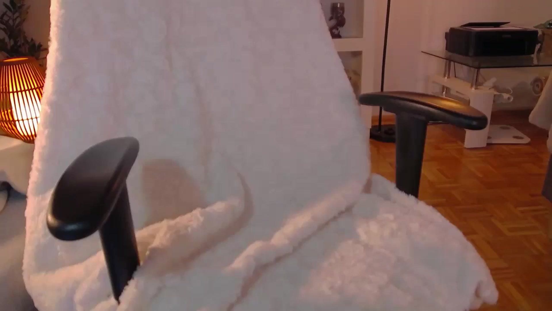 Gallery image thumbnail from GingerVi's myfreecams stream on, 02/28/2025, 03:22 image 19 of 20