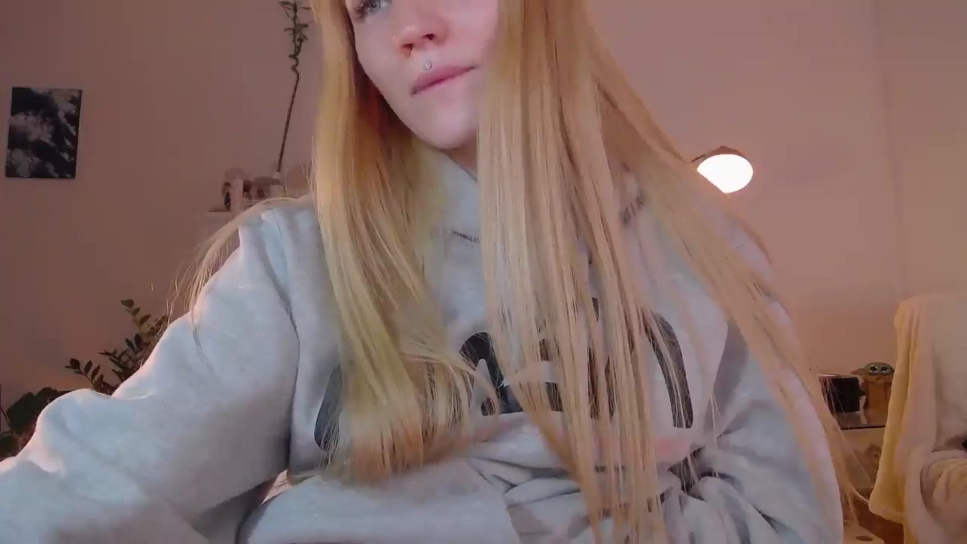 Gallery image thumbnail from GingerVi's myfreecams stream on, 02/28/2025, 03:22 image 6 of 20