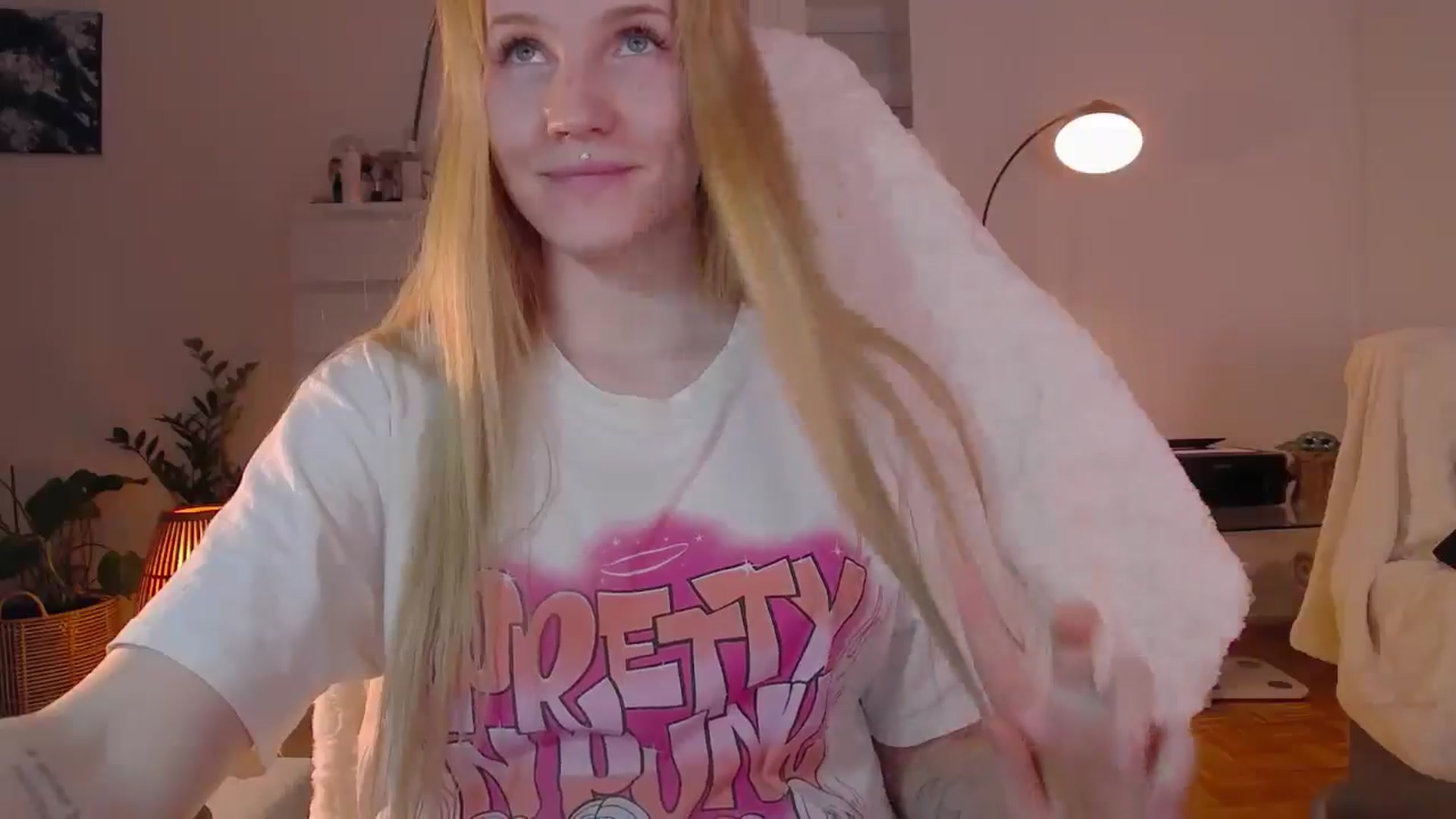 Gallery image thumbnail from GingerVi's myfreecams stream on, 02/28/2025, 03:22 image 7 of 20