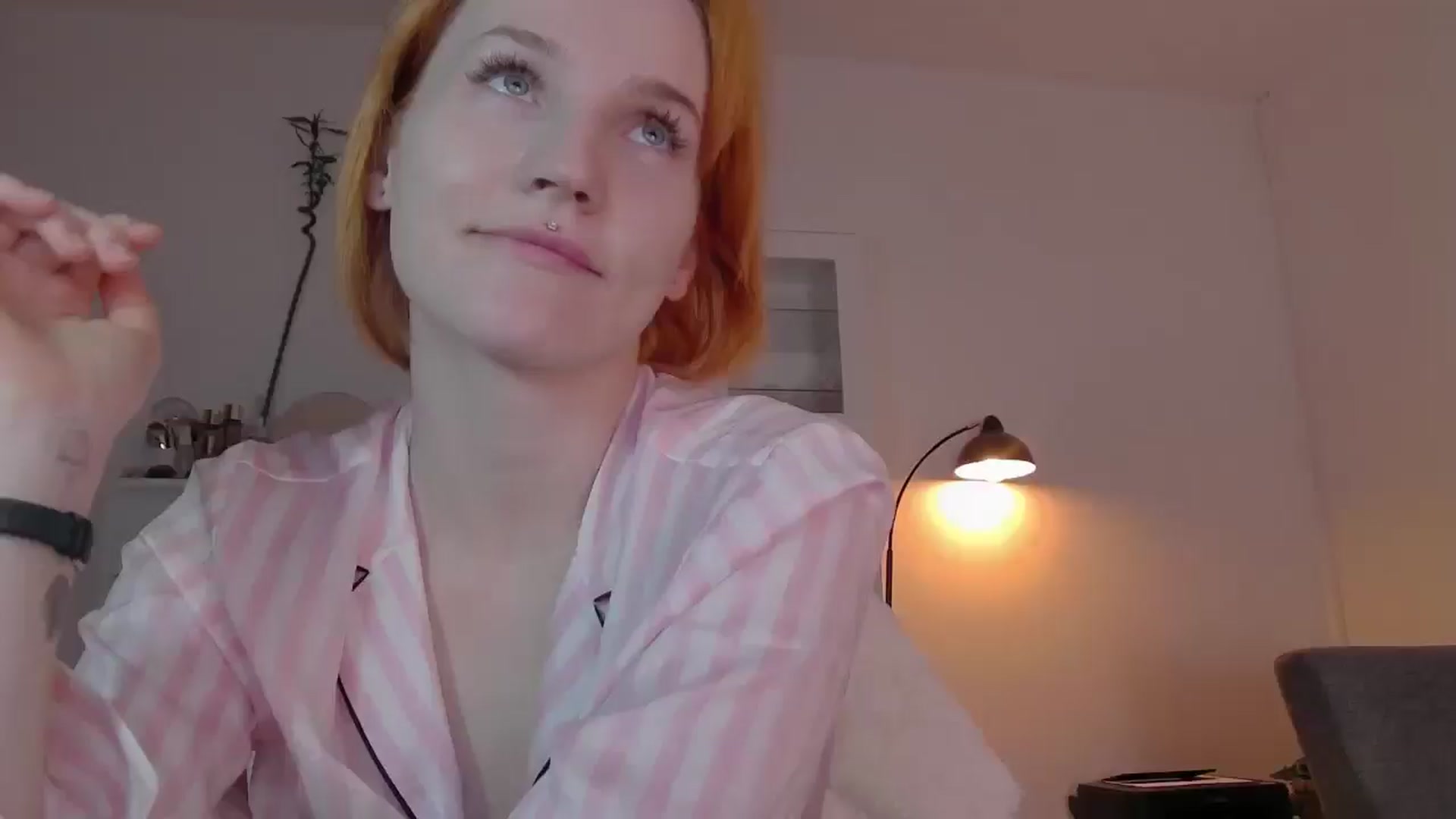 Gallery image thumbnail from GingerVi's myfreecams stream on, 03/09/2025, 07:03 image 17 of 20