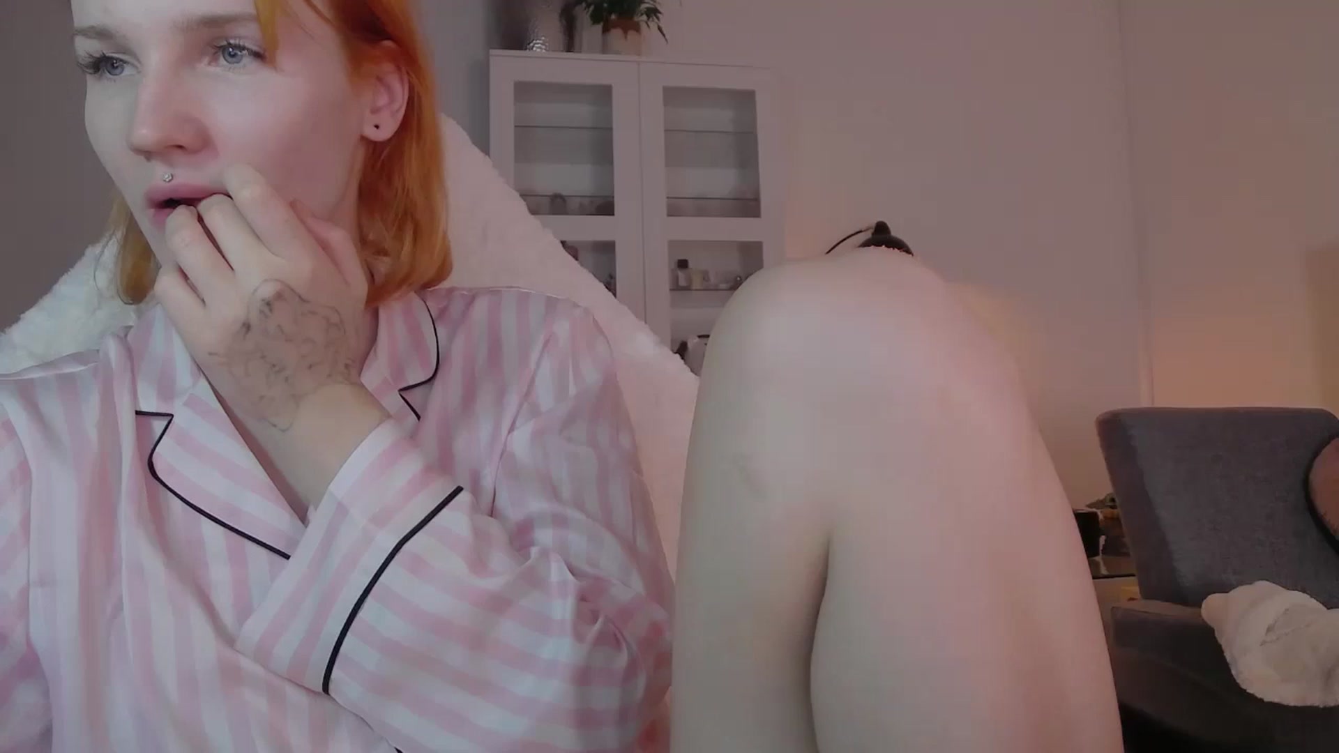 Gallery image thumbnail from GingerVi's myfreecams stream on, 03/09/2025, 07:25 image 17 of 20