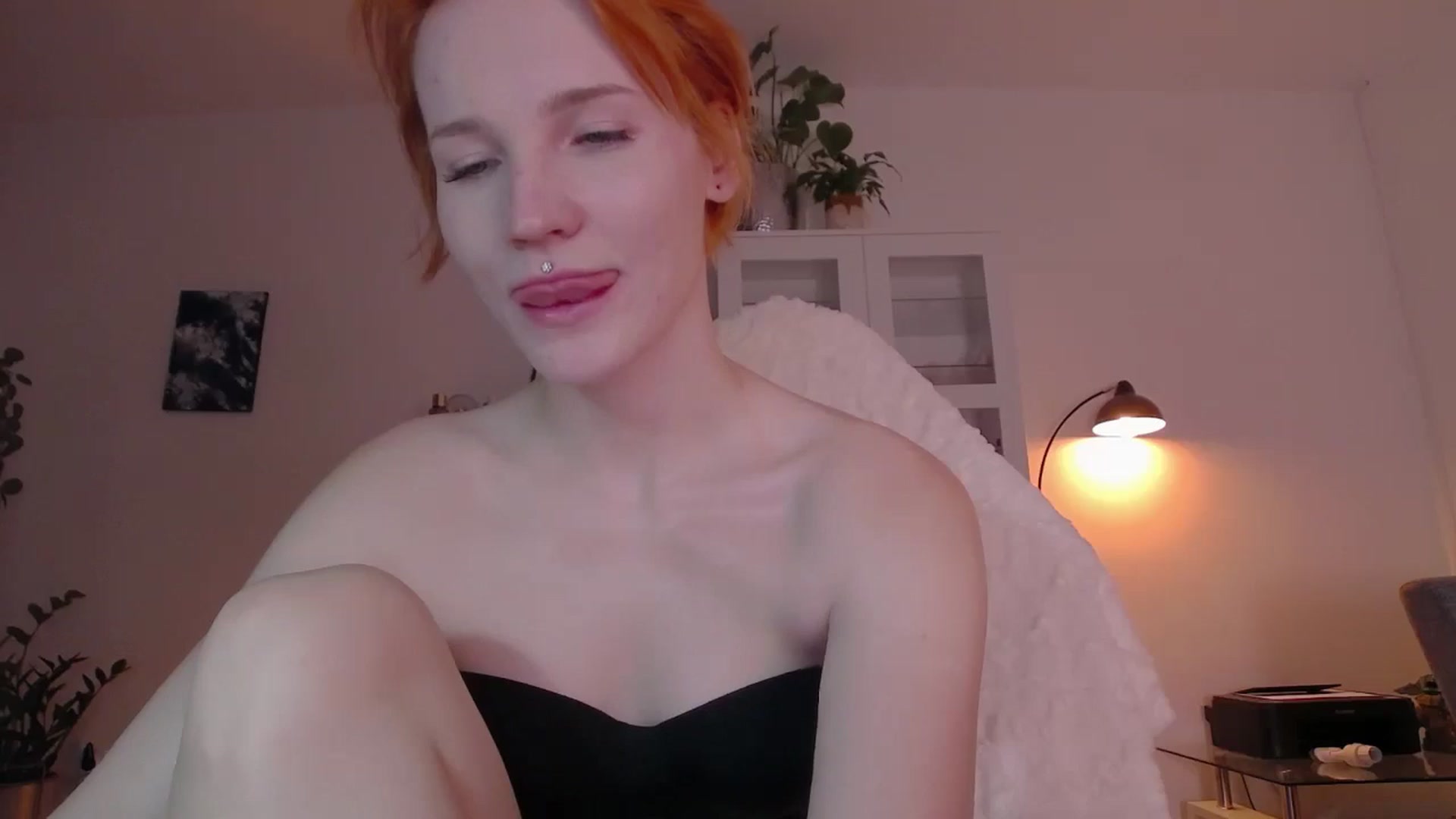 Gallery image thumbnail from GingerVi's myfreecams stream on, 03/10/2025, 09:03 image 15 of 20