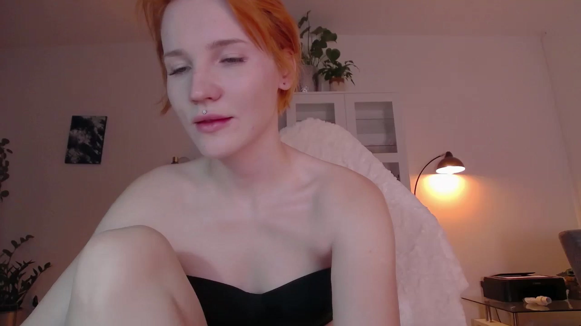 Gallery image thumbnail from GingerVi's myfreecams stream on, 03/10/2025, 09:03 image 16 of 20