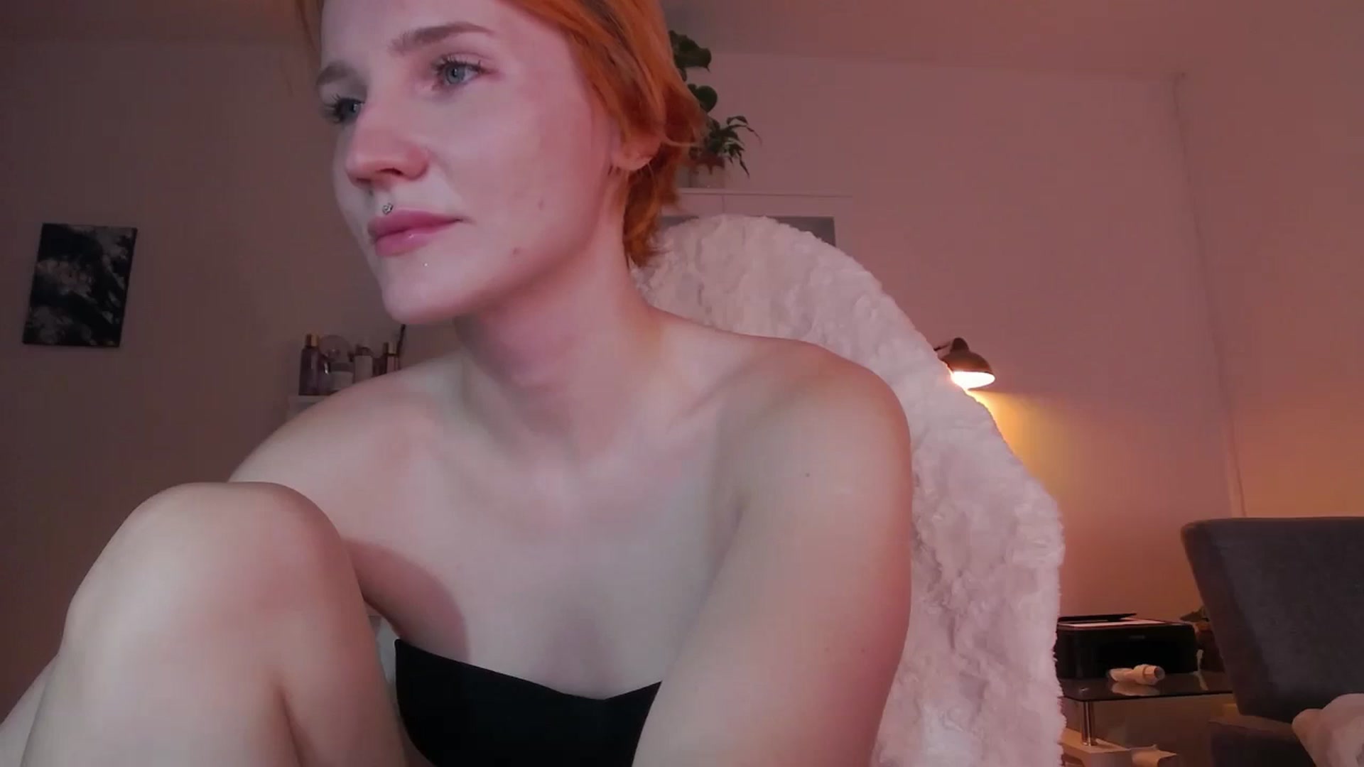 Gallery image thumbnail from GingerVi's myfreecams stream on, 03/10/2025, 10:13 image 20 of 20