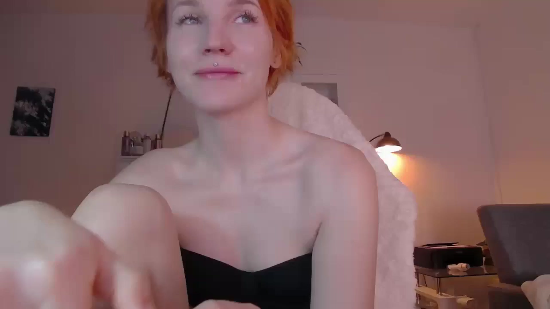 Gallery image thumbnail from GingerVi's myfreecams stream on, 03/10/2025, 10:13 image 15 of 20