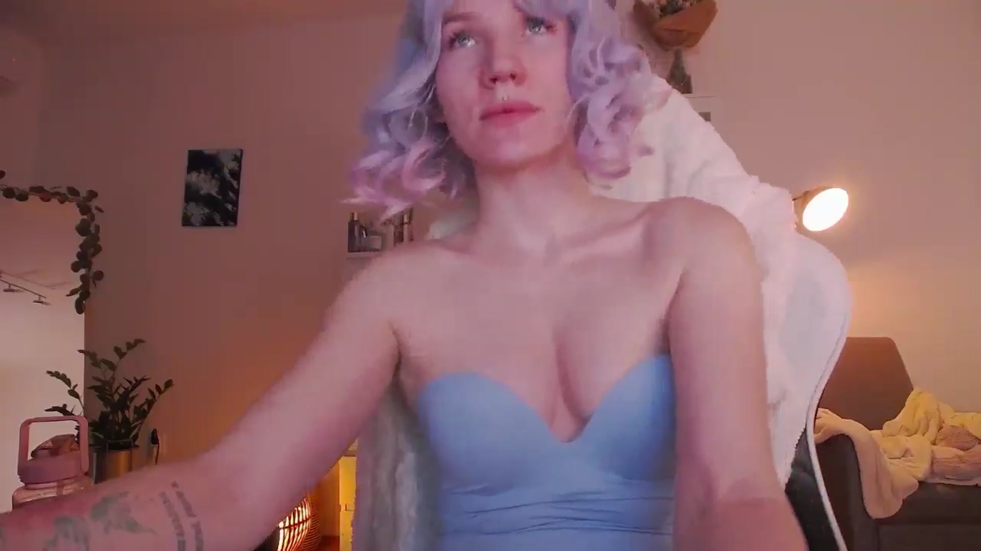 Gallery image thumbnail from GingerVi's myfreecams stream on, 03/11/2025, 03:49 image 2 of 20