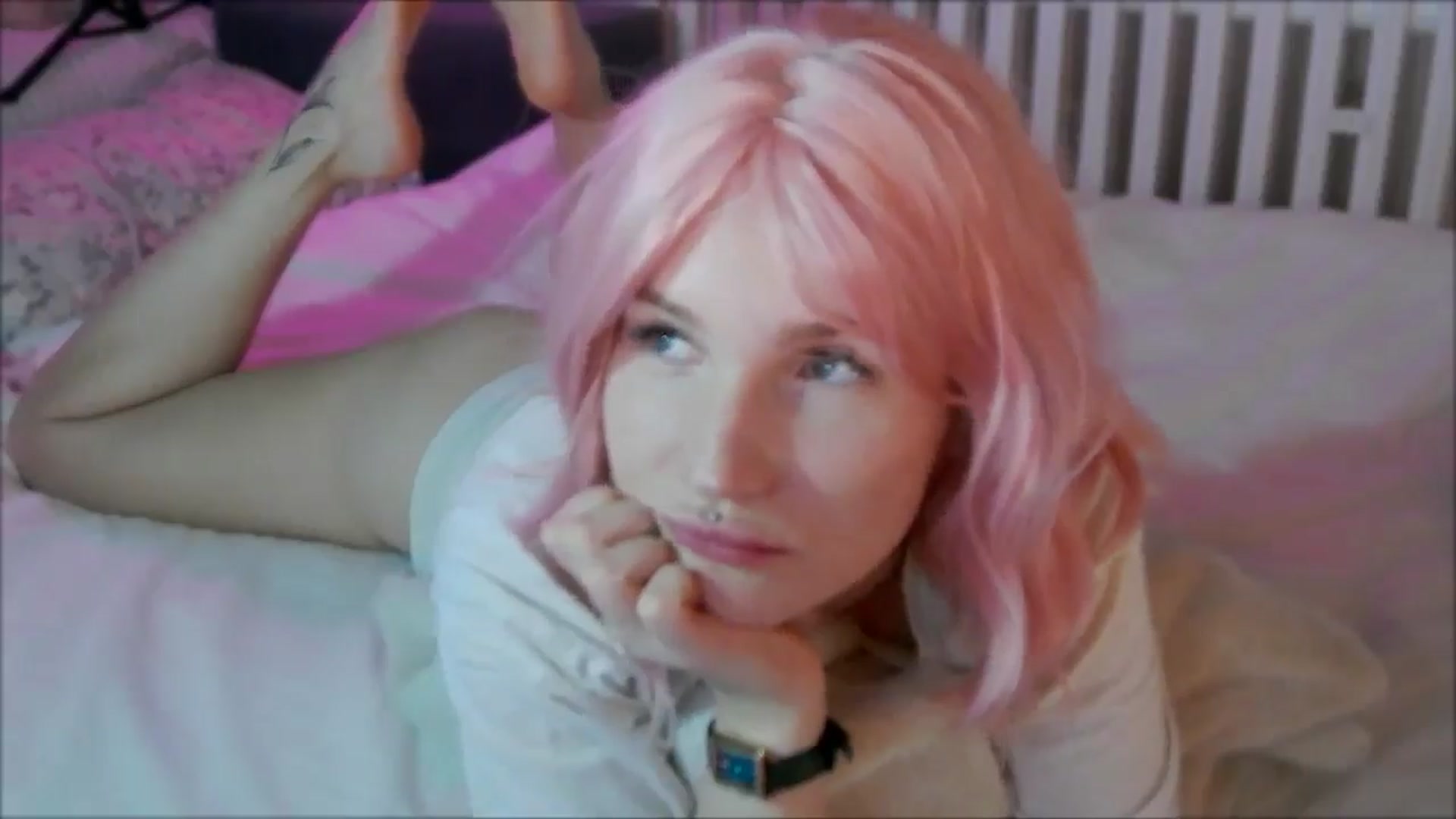 Gallery image thumbnail from GingerVi's myfreecams stream on, 03/12/2025, 18:01 image 16 of 20