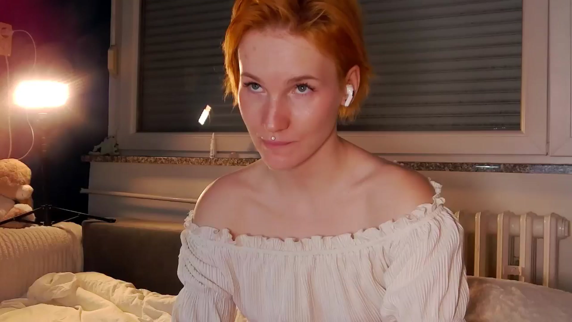 Gallery image thumbnail from GingerVi's myfreecams stream on, 03/15/2025, 01:45 image 14 of 20