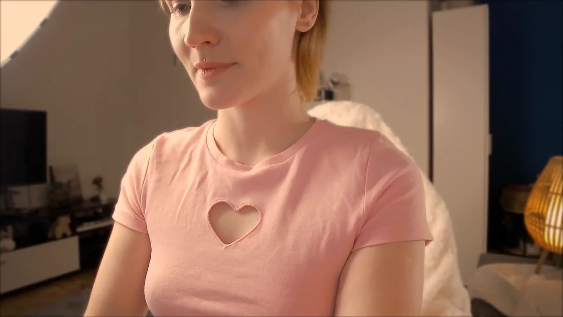 Gallery image thumbnail from GingerVi's myfreecams stream on, 07/26/2025, 02:10 image 7 of 20