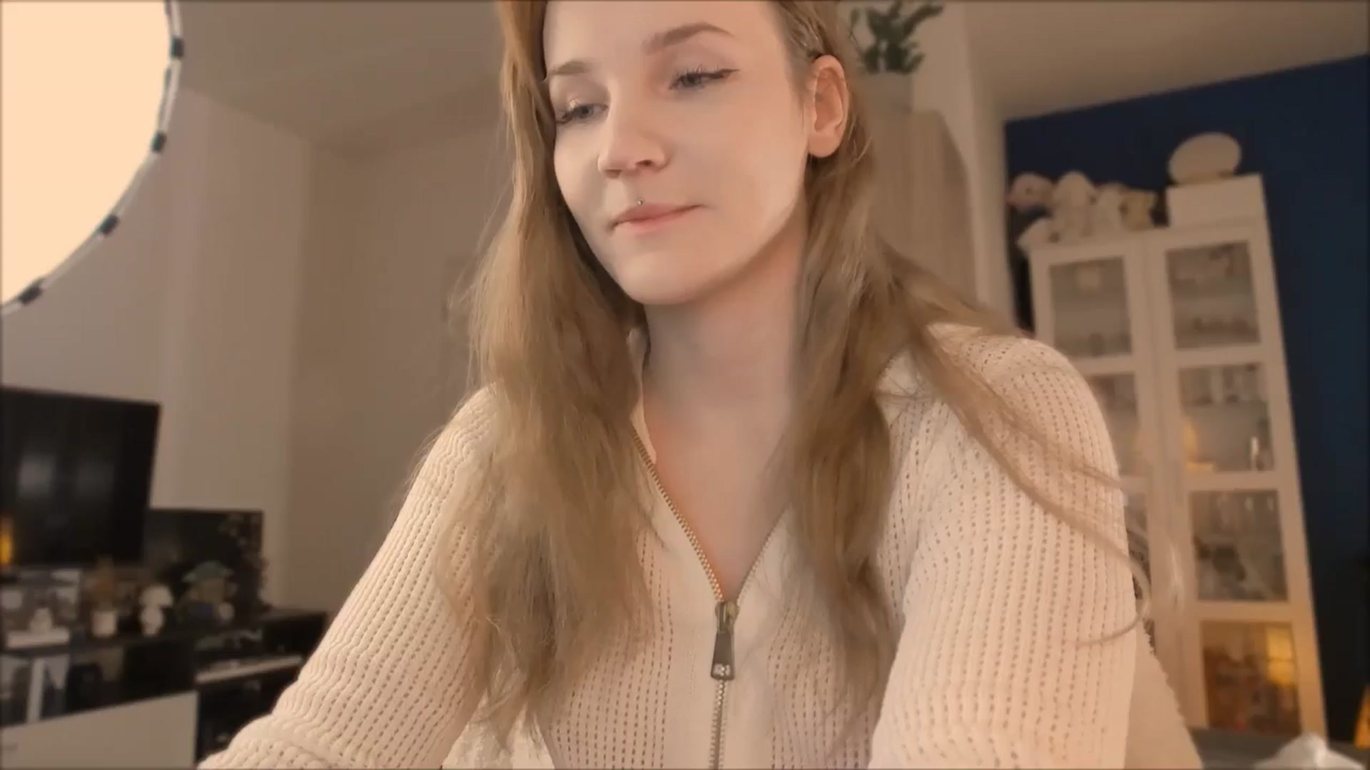 Gallery image thumbnail from GingerVi's myfreecams stream on, 10/29/2025, 07:44 image 1 of 20