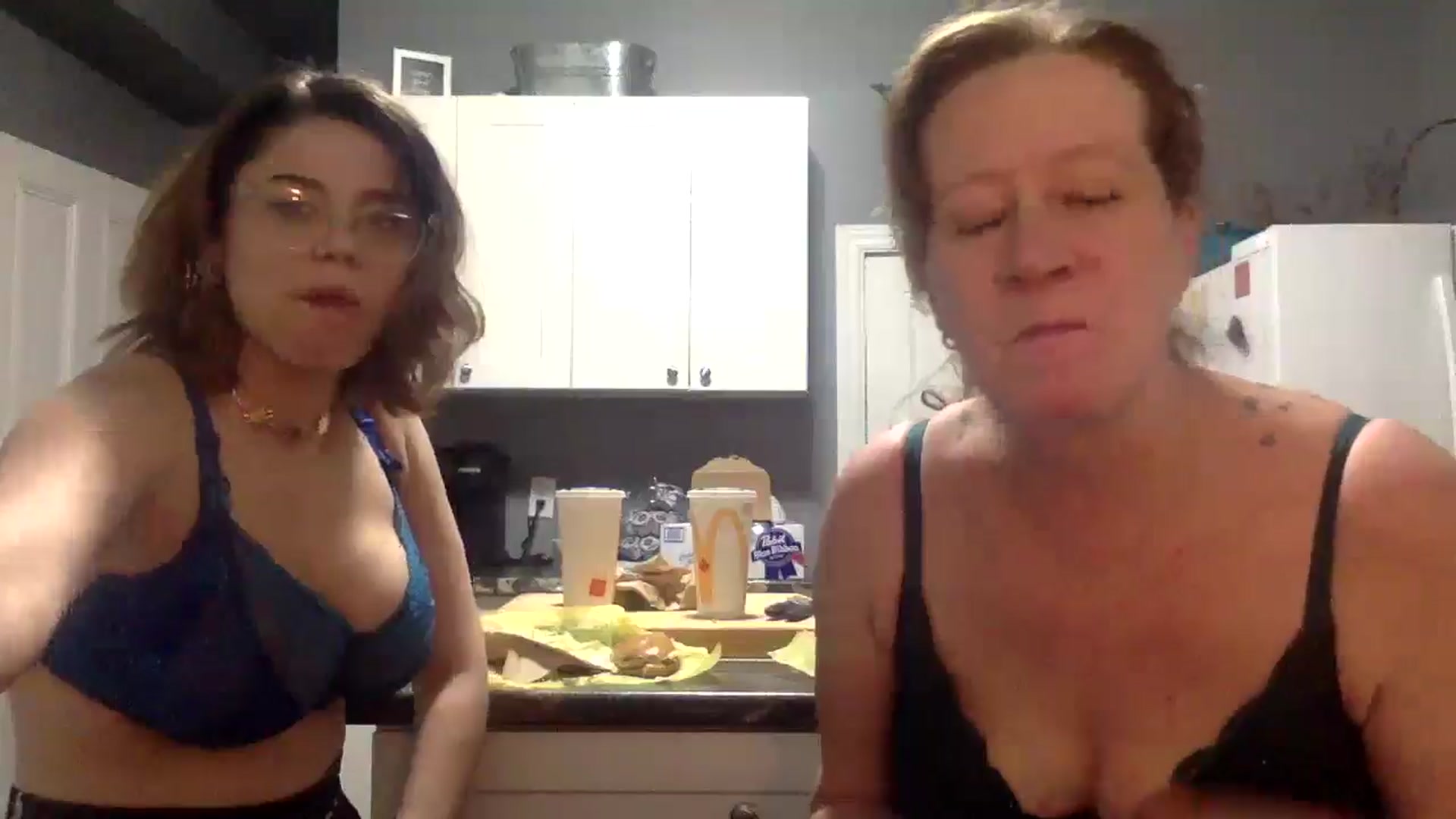 Gallery image thumbnail from Ginger_Love's myfreecams stream on, 05/01/2026, 24:02 image 6 of 20