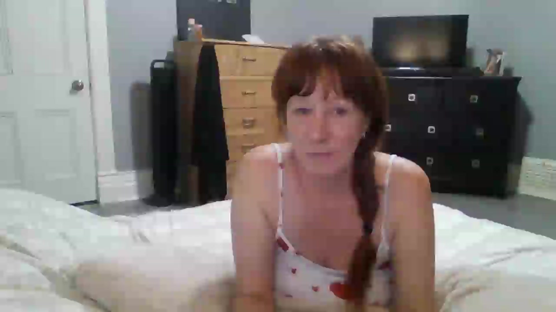 Gallery image thumbnail from Ginger_Love's myfreecams stream on, 05/16/2026, 24:54 image 18 of 20