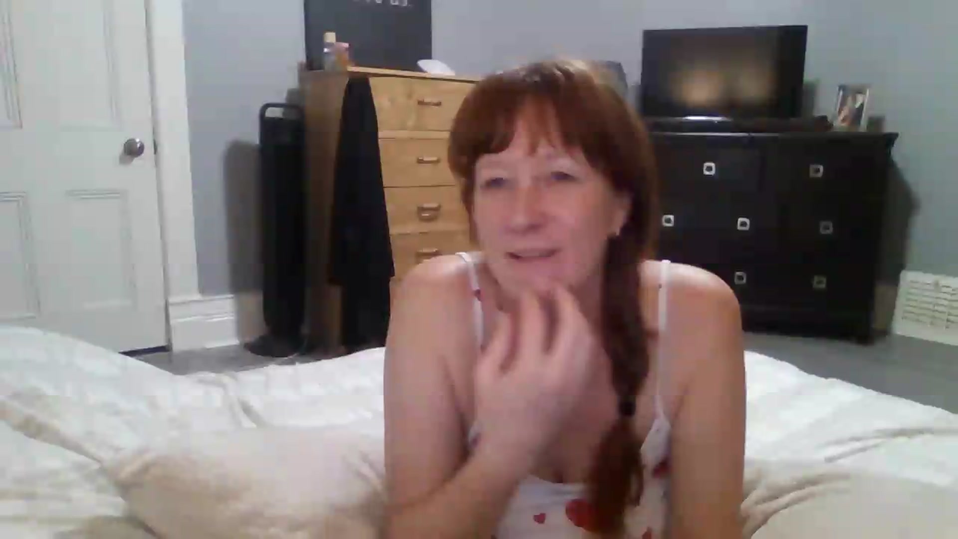 Gallery image thumbnail from Ginger_Love's myfreecams stream on, 05/16/2026, 24:54 image 19 of 20