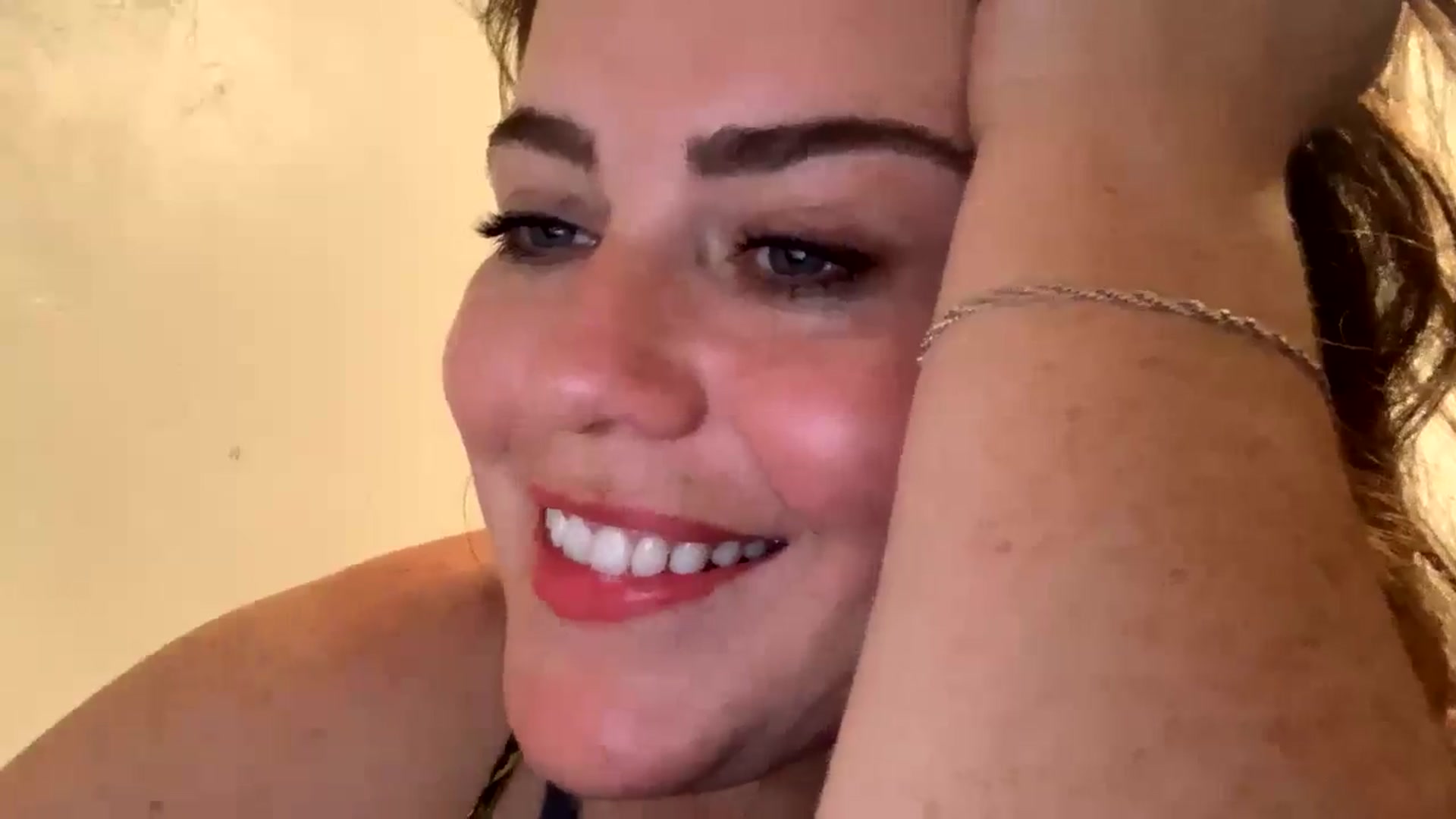 Gallery image thumbnail from Gingerhot3's myfreecams stream on, 09/12/2024, 08:54 image 20 of 20