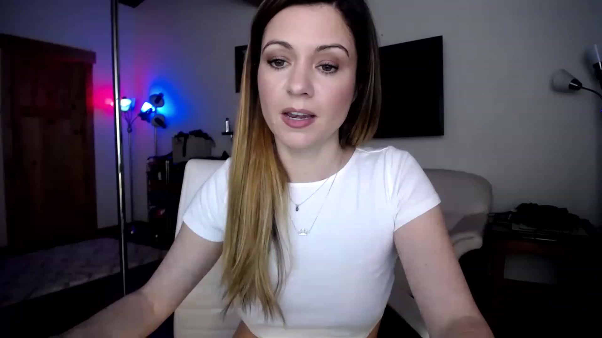 Gallery image thumbnail from GinnyPotter's myfreecams stream on, 01/08/2023, 22:26 image 12 of 20