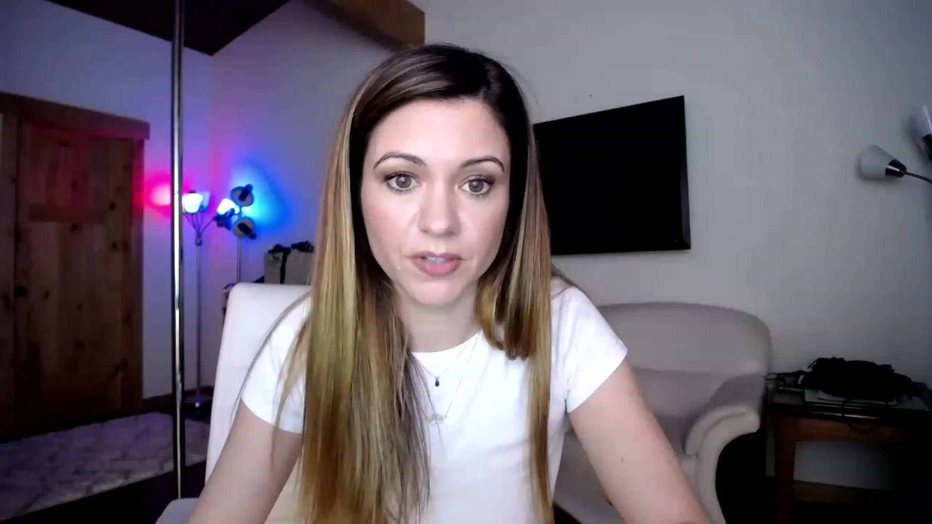 Gallery image thumbnail from GinnyPotter's myfreecams stream on, 01/08/2023, 22:26 image 20 of 20
