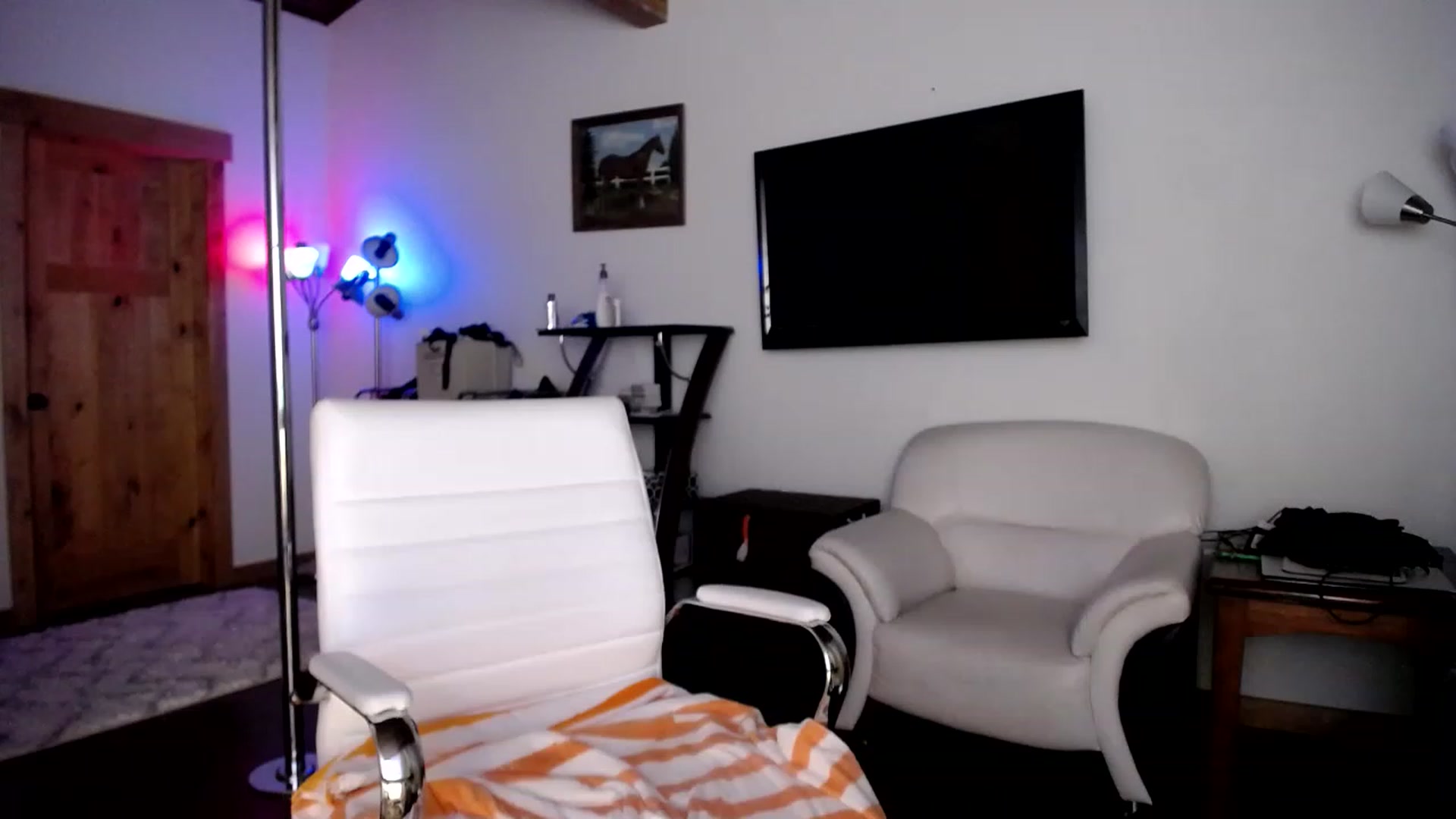 Gallery image thumbnail from GinnyPotter's myfreecams stream on, 01/09/2023, 24:20 image 1 of 20