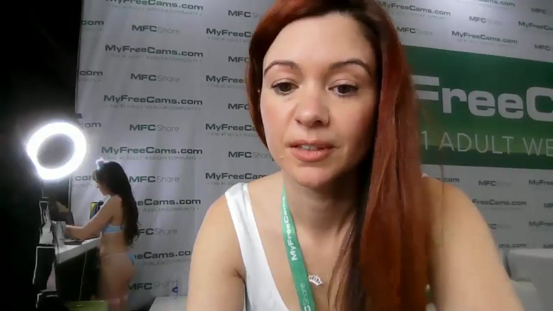 Gallery image thumbnail from GinnyPotter's myfreecams stream on, 01/24/2025, 21:28 image 5 of 20