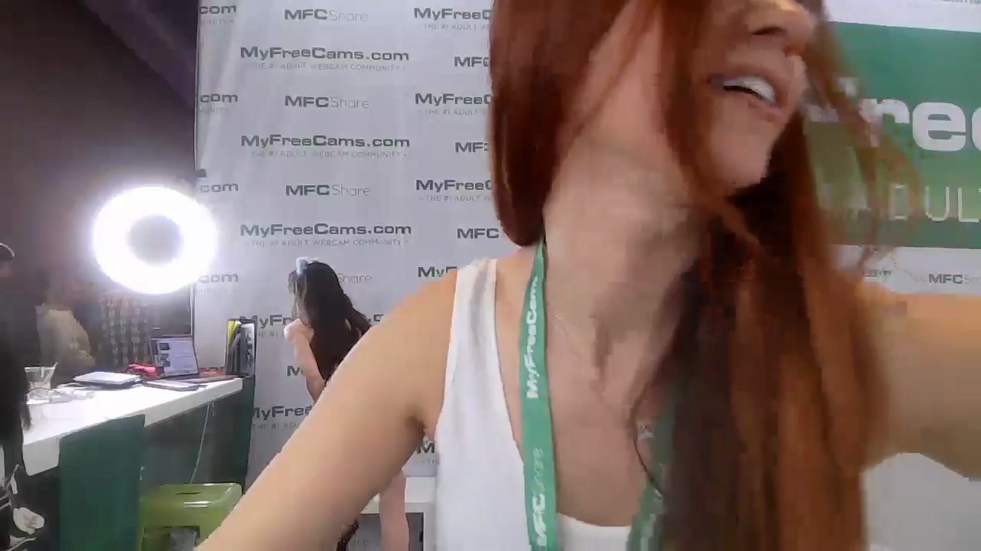 Gallery image thumbnail from GinnyPotter's myfreecams stream on, 01/24/2025, 22:22 image 7 of 20