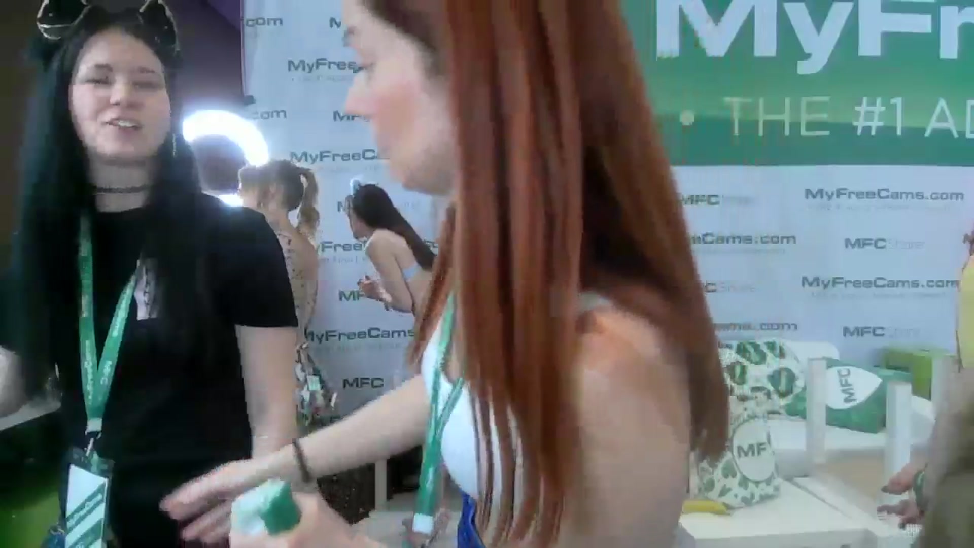 Gallery image thumbnail from GinnyPotter's myfreecams stream on, 01/24/2025, 22:22 image 19 of 20