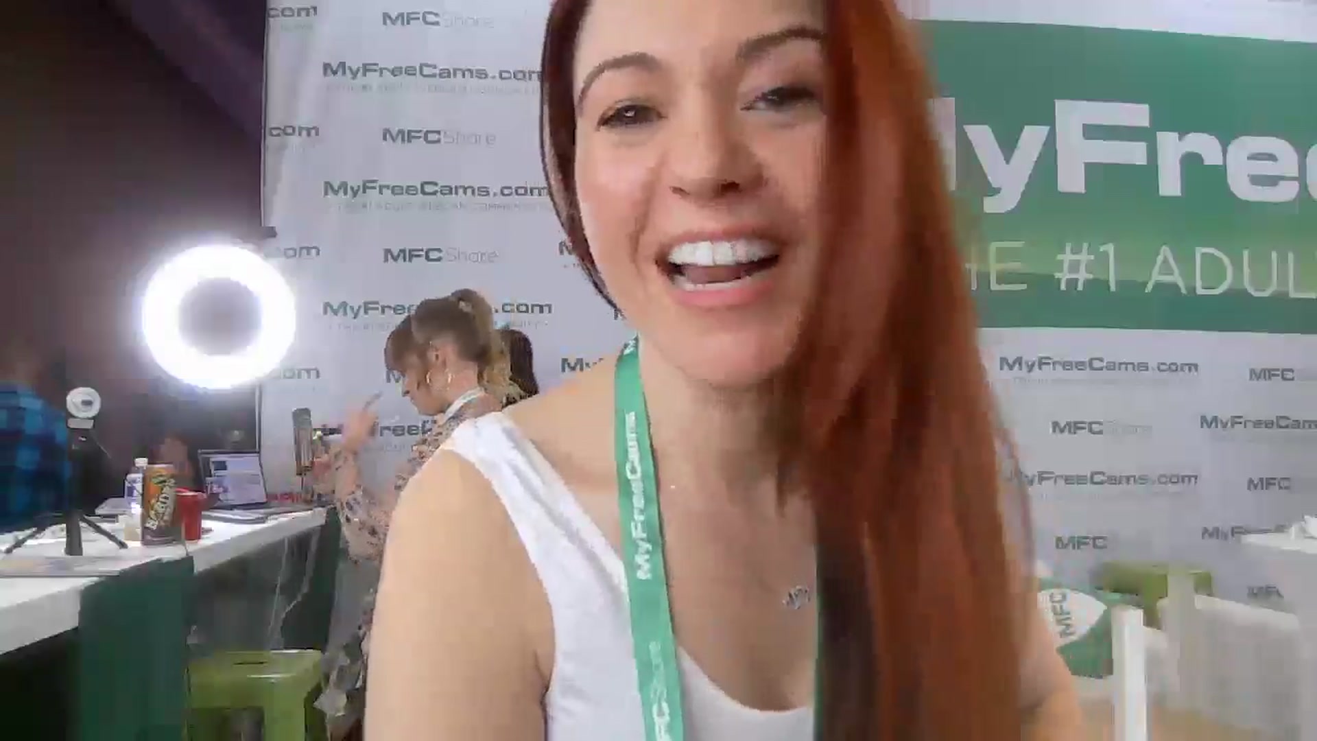 Gallery image thumbnail from GinnyPotter's myfreecams stream on, 01/24/2025, 22:22 image 12 of 20