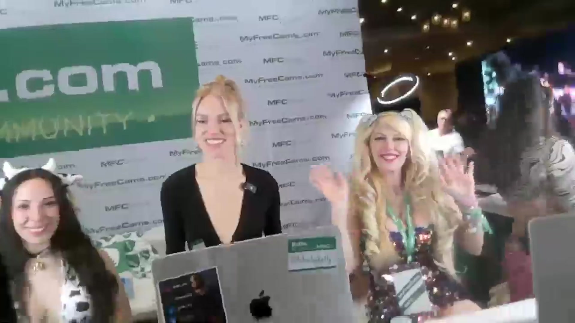 Gallery image thumbnail from GinnyPotter's myfreecams stream on, 01/24/2025, 22:58 image 5 of 20