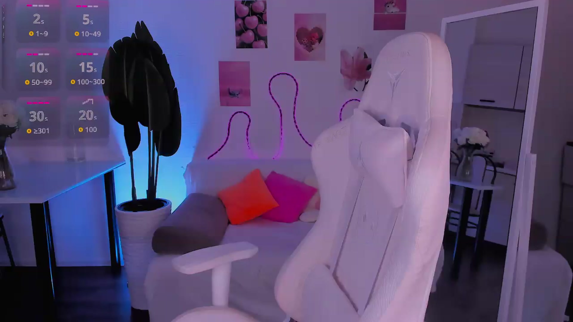 Gallery image thumbnail from Ginnypeach's myfreecams stream on, 07/07/2026, 08:53 image 17 of 20