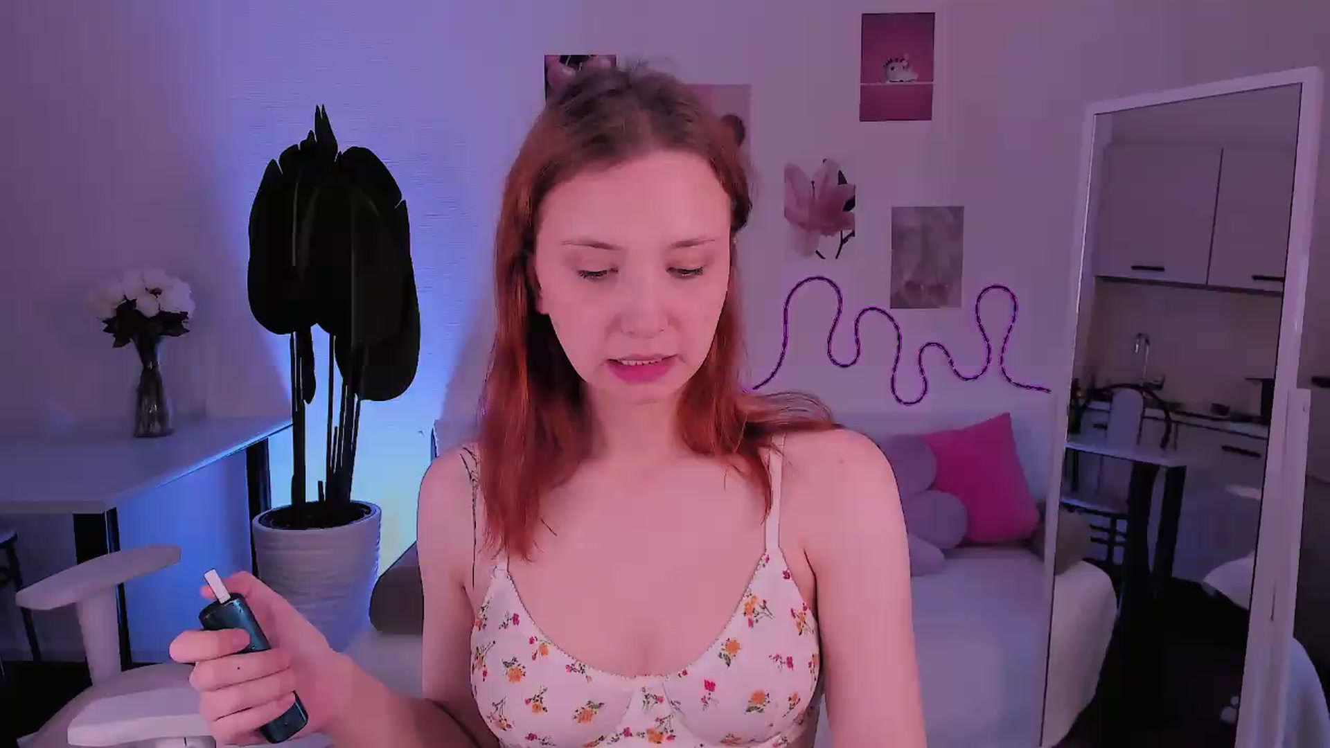 Gallery image thumbnail from Ginnypeach's myfreecams stream on, 07/17/2026, 11:32 image 9 of 20