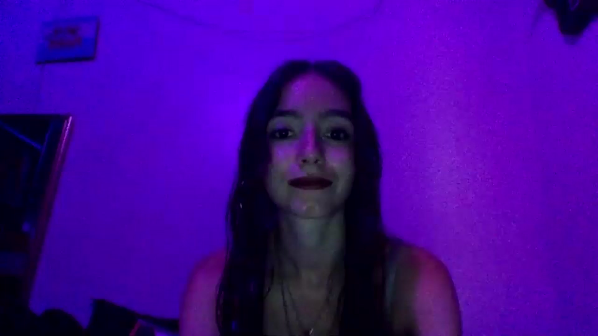 Gallery image thumbnail from GipsyDanger5's myfreecams stream on, 08/28/2024, 22:37 image 1 of 20