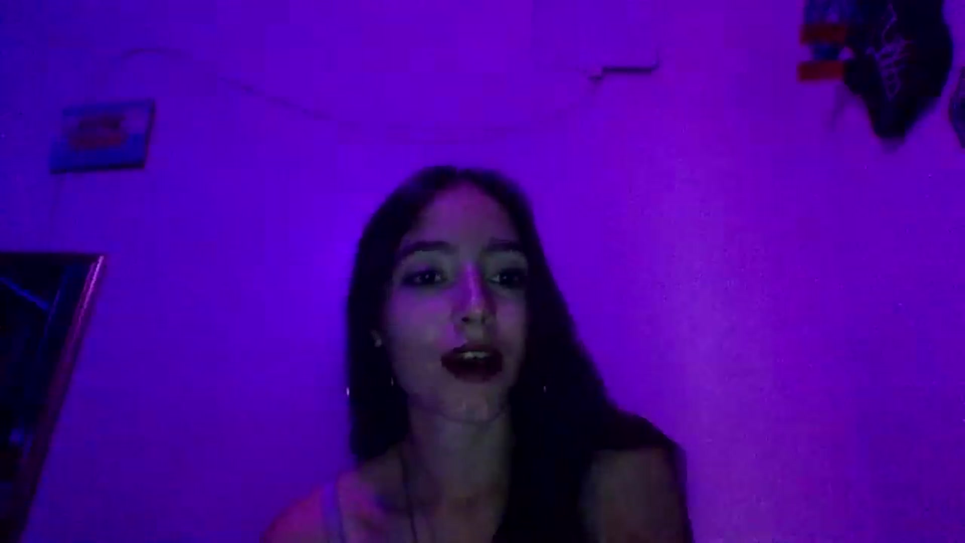 Gallery image thumbnail from GipsyDanger5's myfreecams stream on, 08/28/2024, 22:37 image 10 of 20