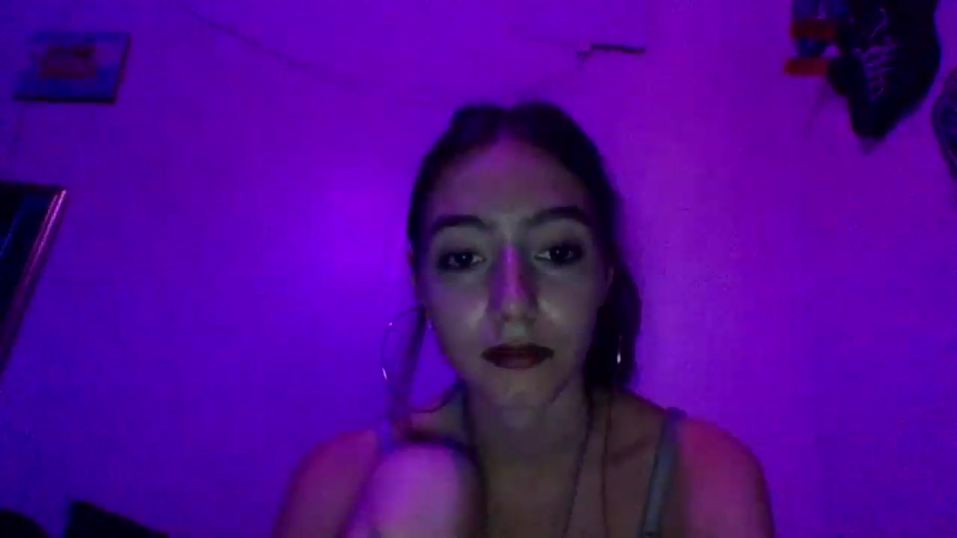 Gallery image thumbnail from GipsyDanger5's myfreecams stream on, 08/28/2024, 22:37 image 18 of 20